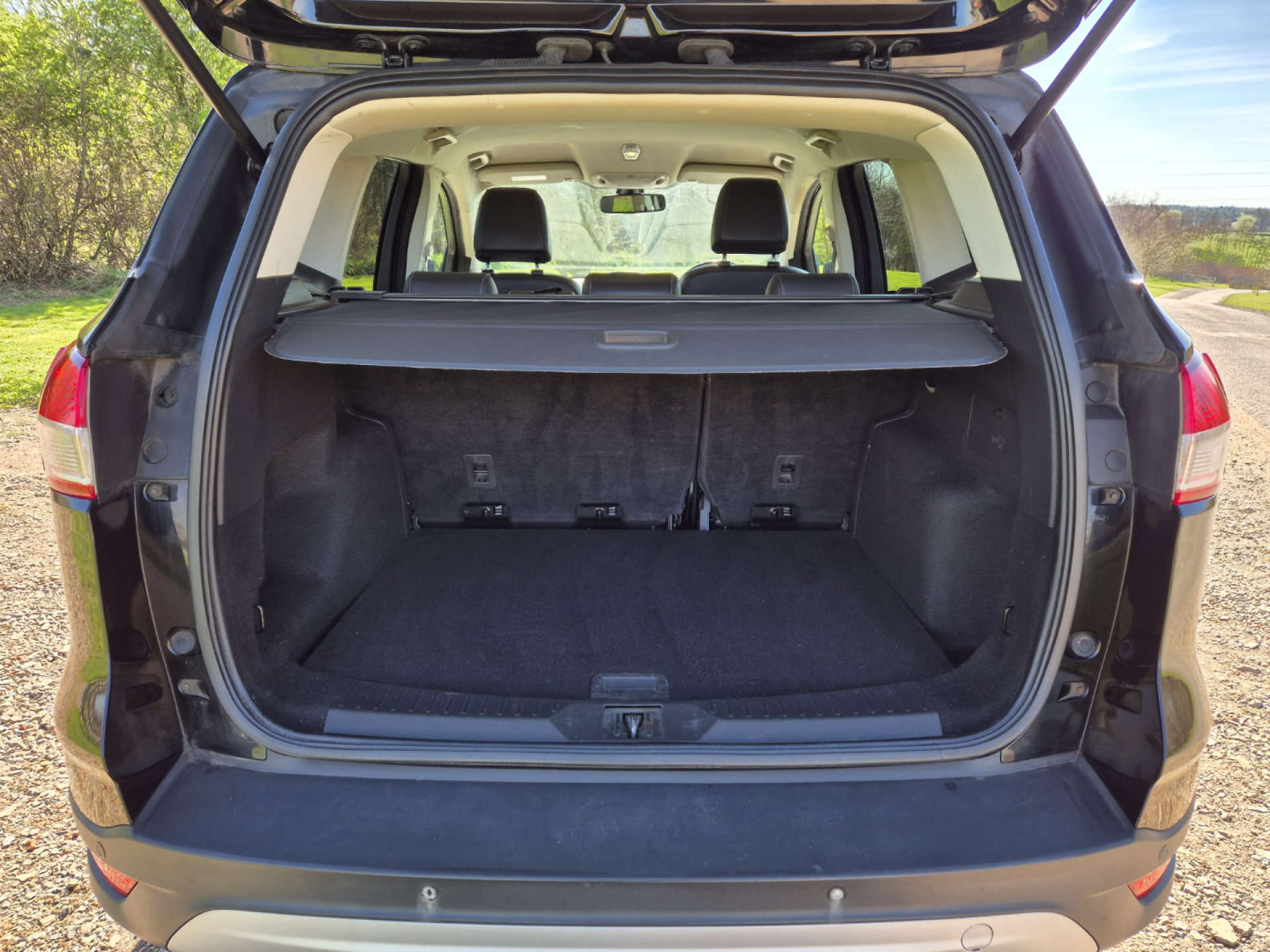 FORD KUGA 2.0 Kuga Titanium 4x2 TDCi 5dr #11