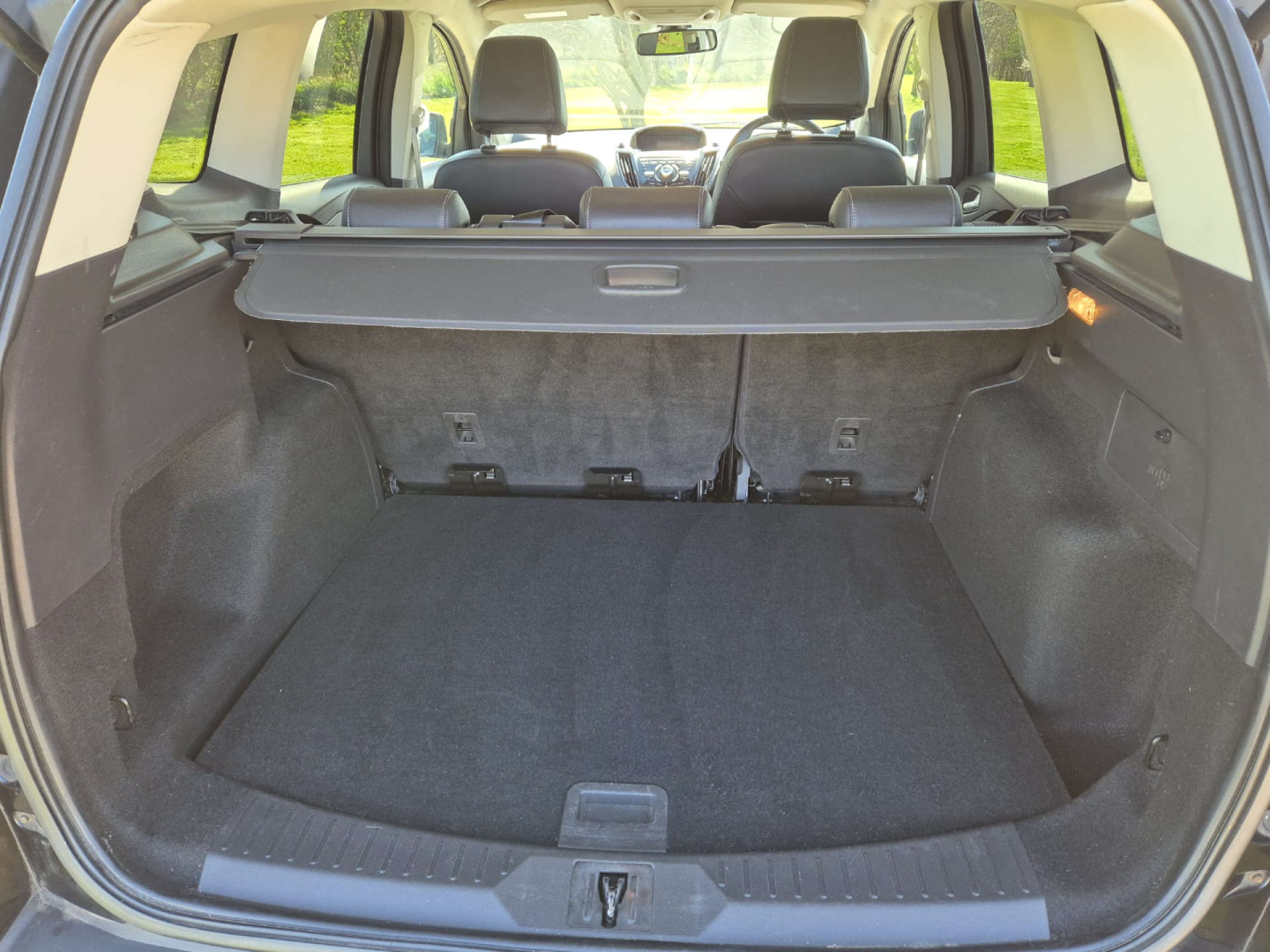 FORD KUGA 2.0 Kuga Titanium 4x2 TDCi 5dr #12