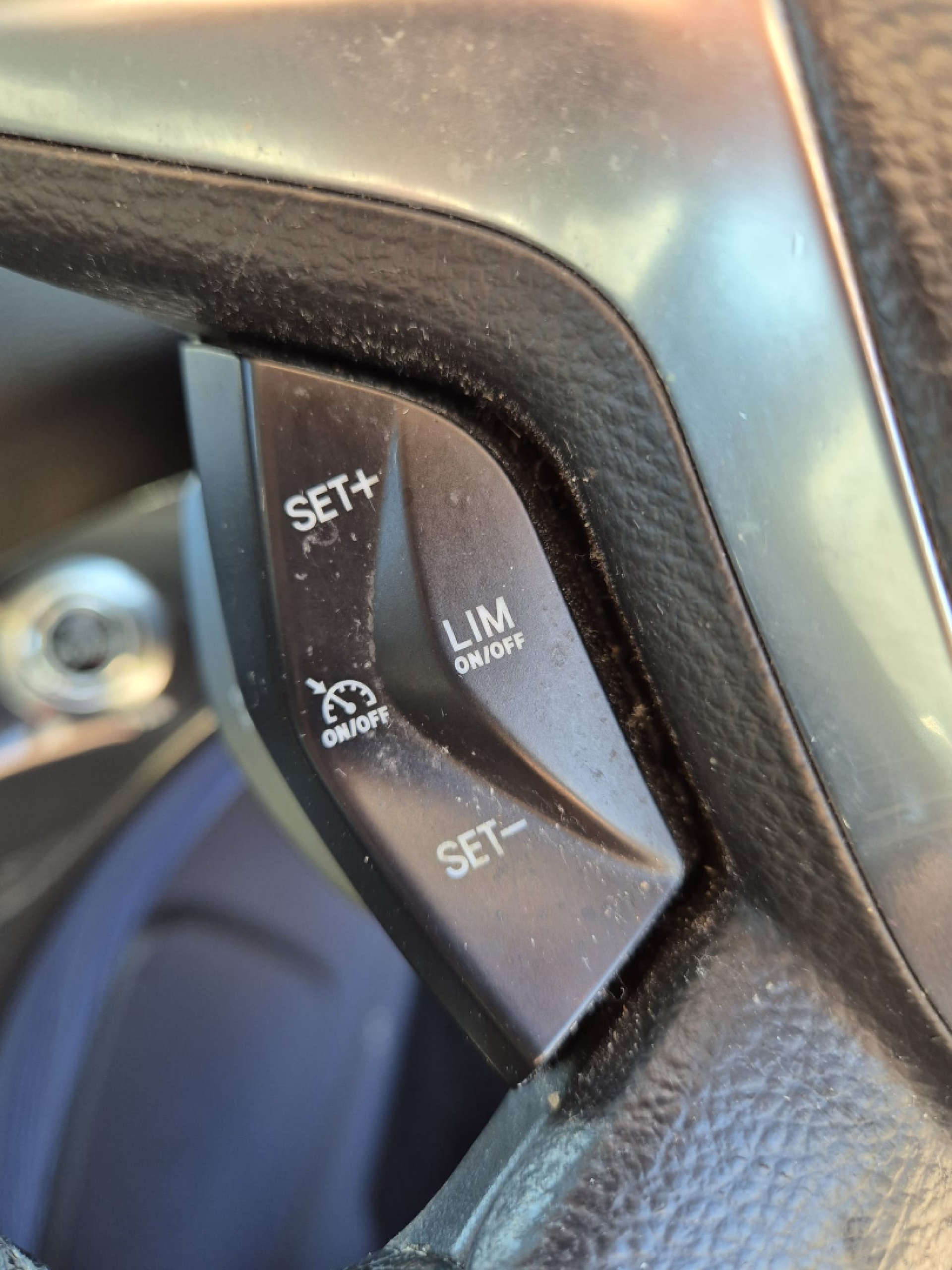 FORD KUGA 2.0 Kuga Titanium 4x2 TDCi 5dr #26