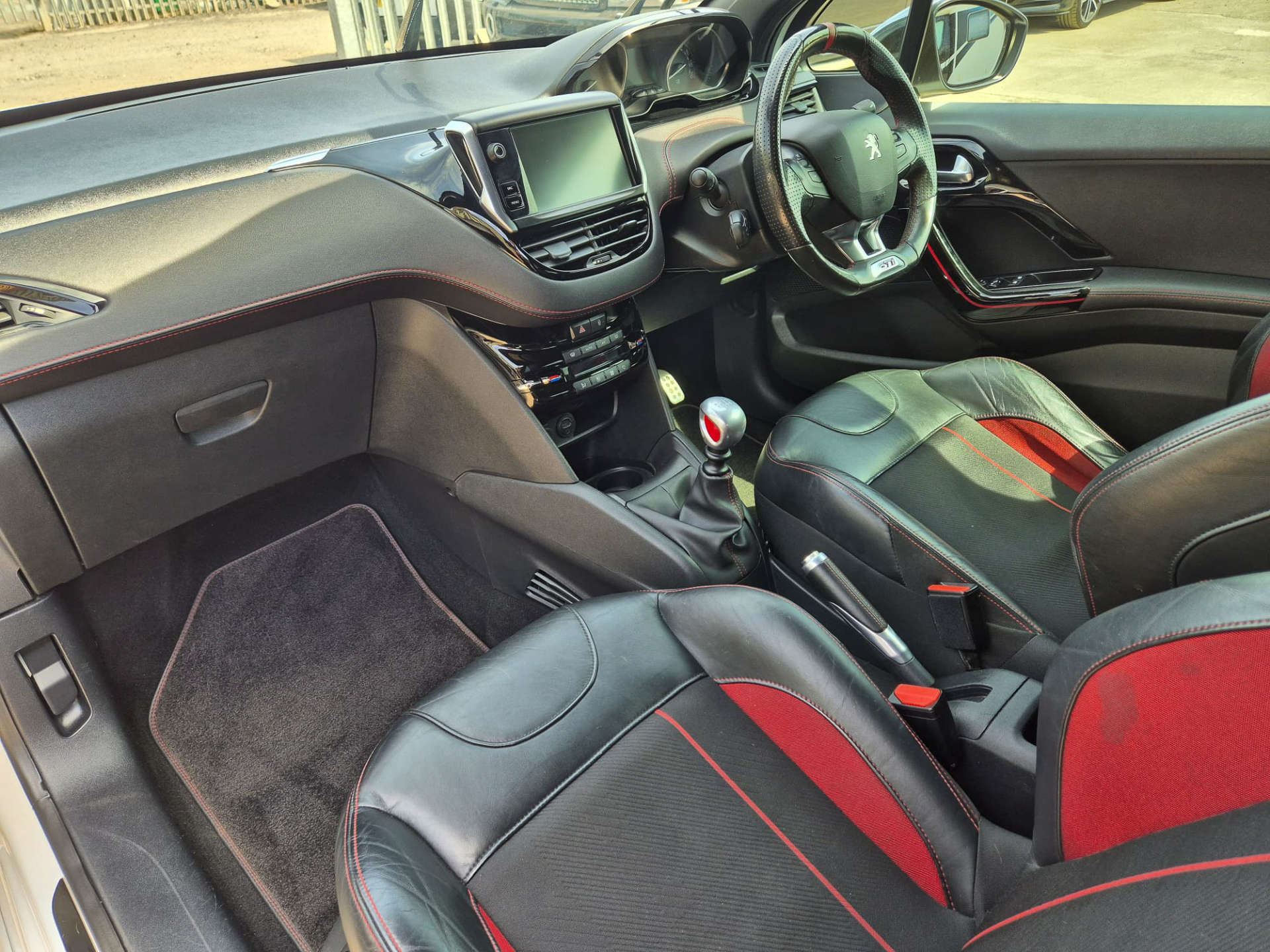 PEUGEOT 208 1.6 208 GTi Prestige THP 3dr #20
