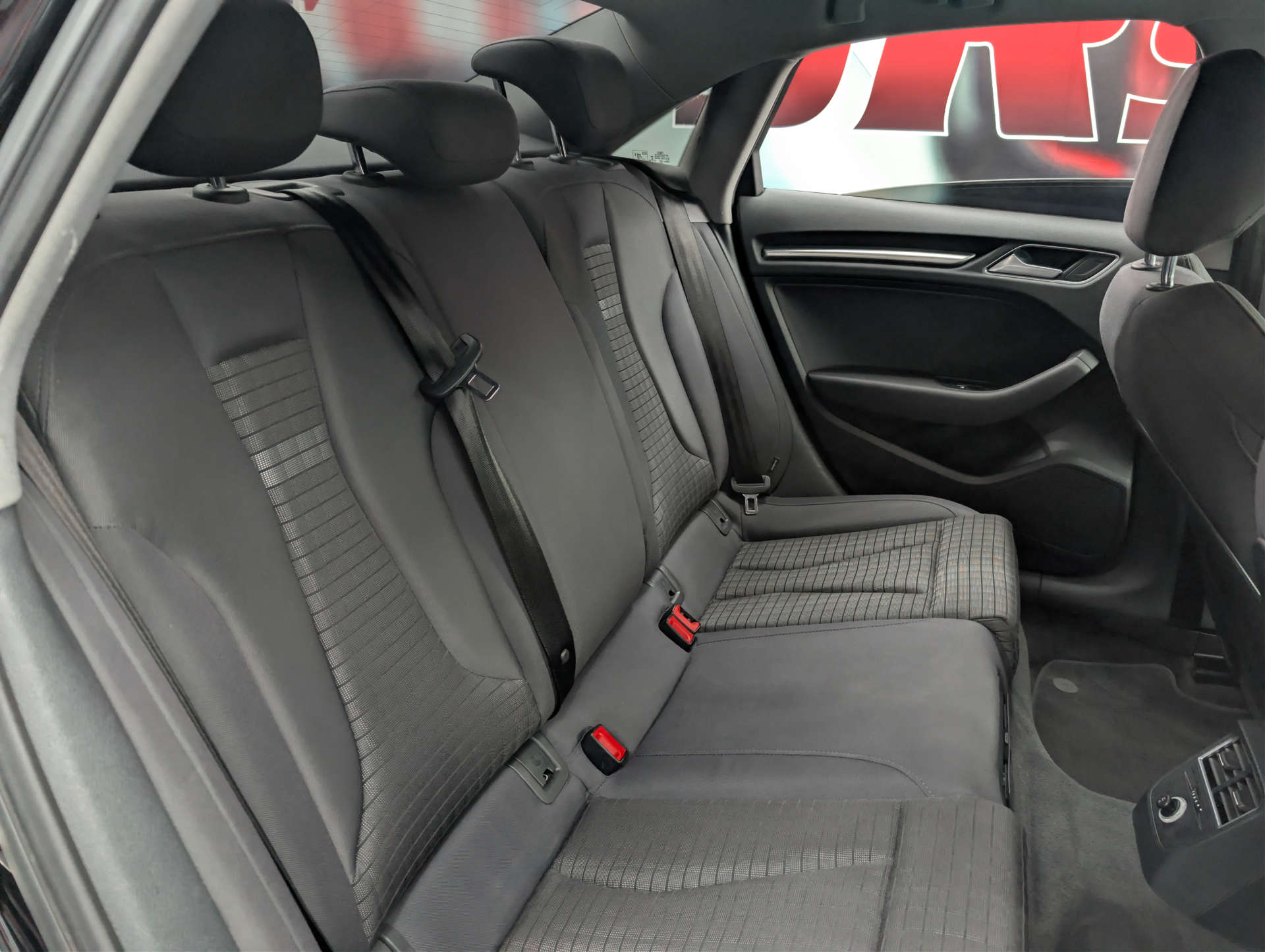 2017 AUDI A3 1.6 A3 Sport TDI Semi-Auto 4dr - vehicle photo 10 for sale on PureCar