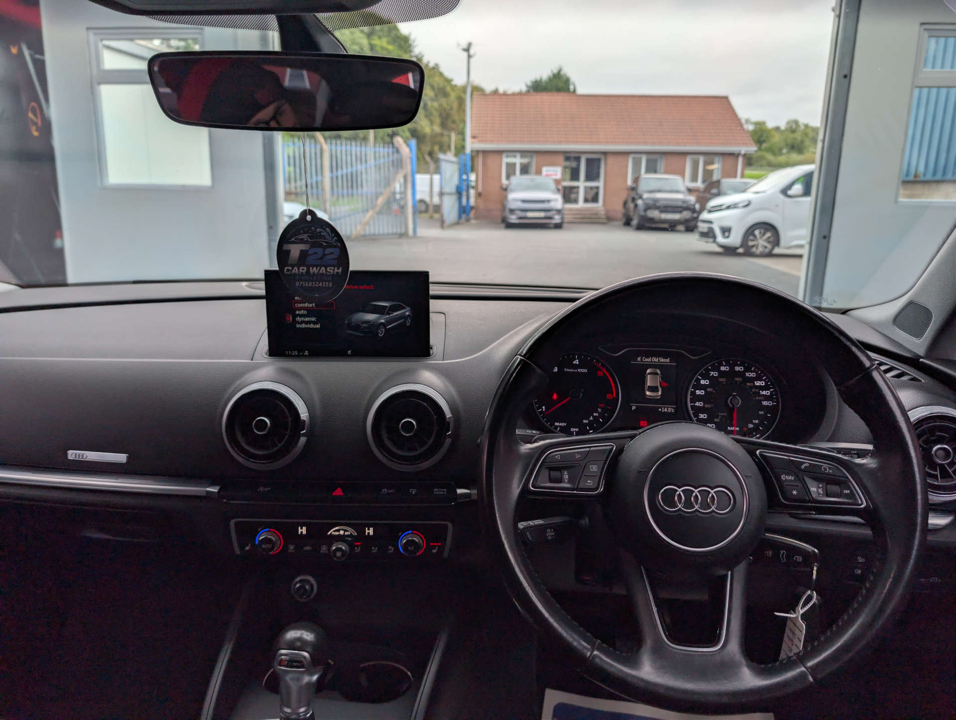 2017 AUDI A3 1.6 A3 Sport TDI Semi-Auto 4dr - vehicle photo 19 for sale on PureCar
