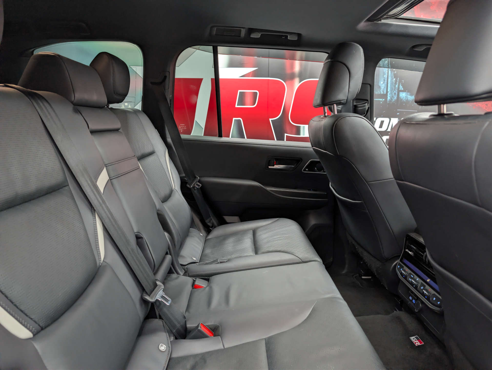 2025 TOYOTA LAND CRUISER GR Sport 3.3L - vehicle photo 19 for sale on PureCar
