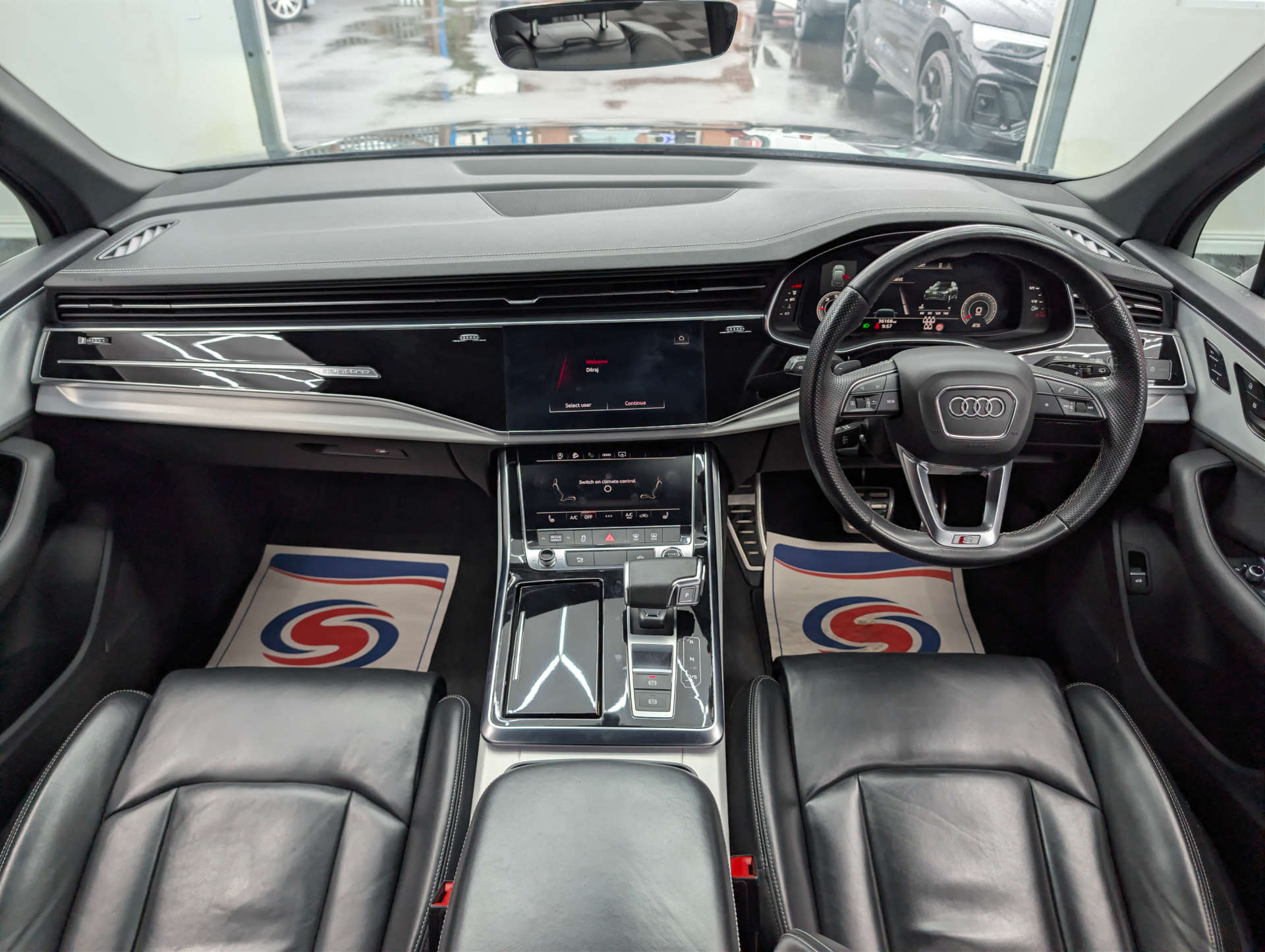 2023 AUDI Q7 S Line - vehicle photo 23 for sale on PureCar