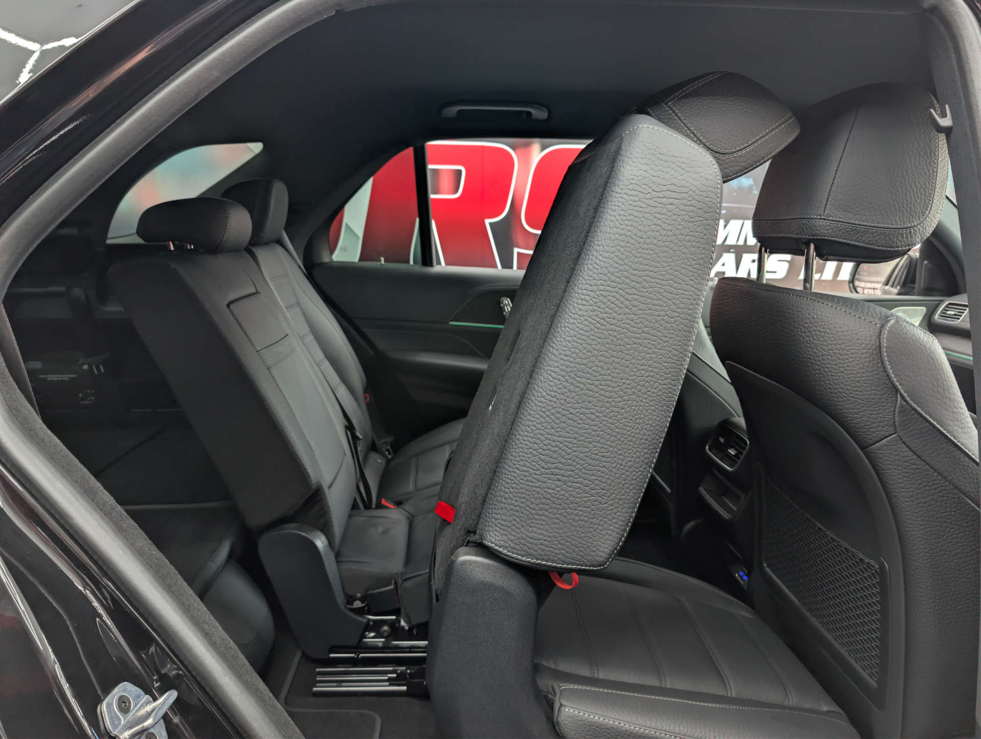 2024 MERCEDES GLE 3.0 GLE 450 AMG Line D MHEV 4MATIC Auto 4WD 5dr - vehicle photo 17 for sale on PureCar
