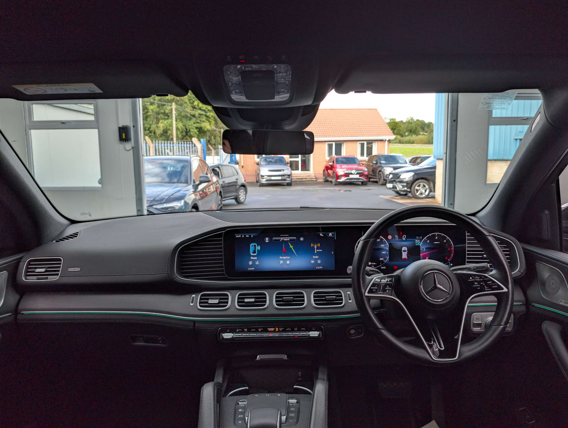2024 MERCEDES GLE 3.0 GLE 450 AMG Line D MHEV 4MATIC Auto 4WD 5dr - vehicle photo 24 for sale on PureCar