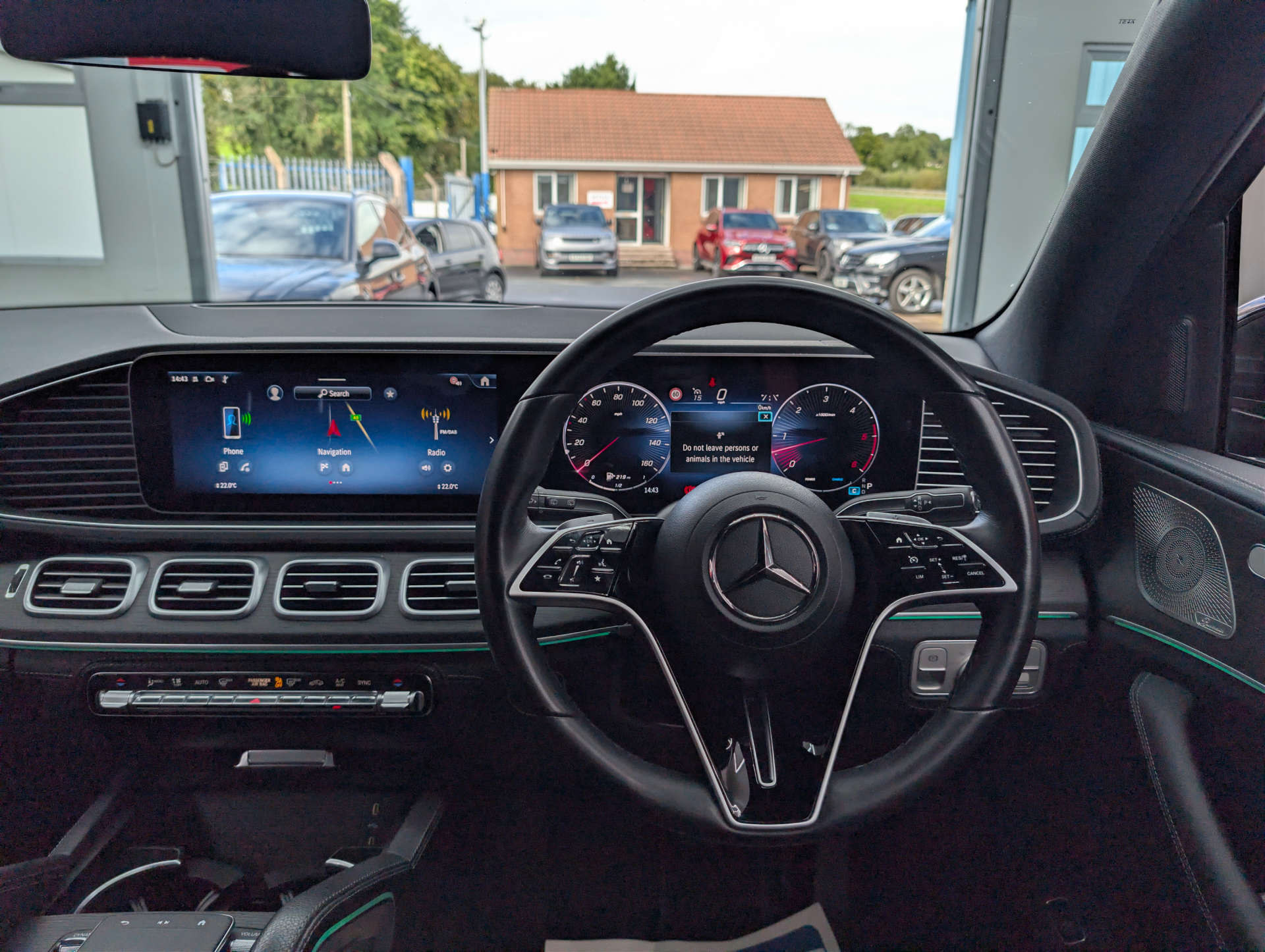 2024 MERCEDES GLE 3.0 GLE 450 AMG Line D MHEV 4MATIC Auto 4WD 5dr - vehicle photo 27 for sale on PureCar