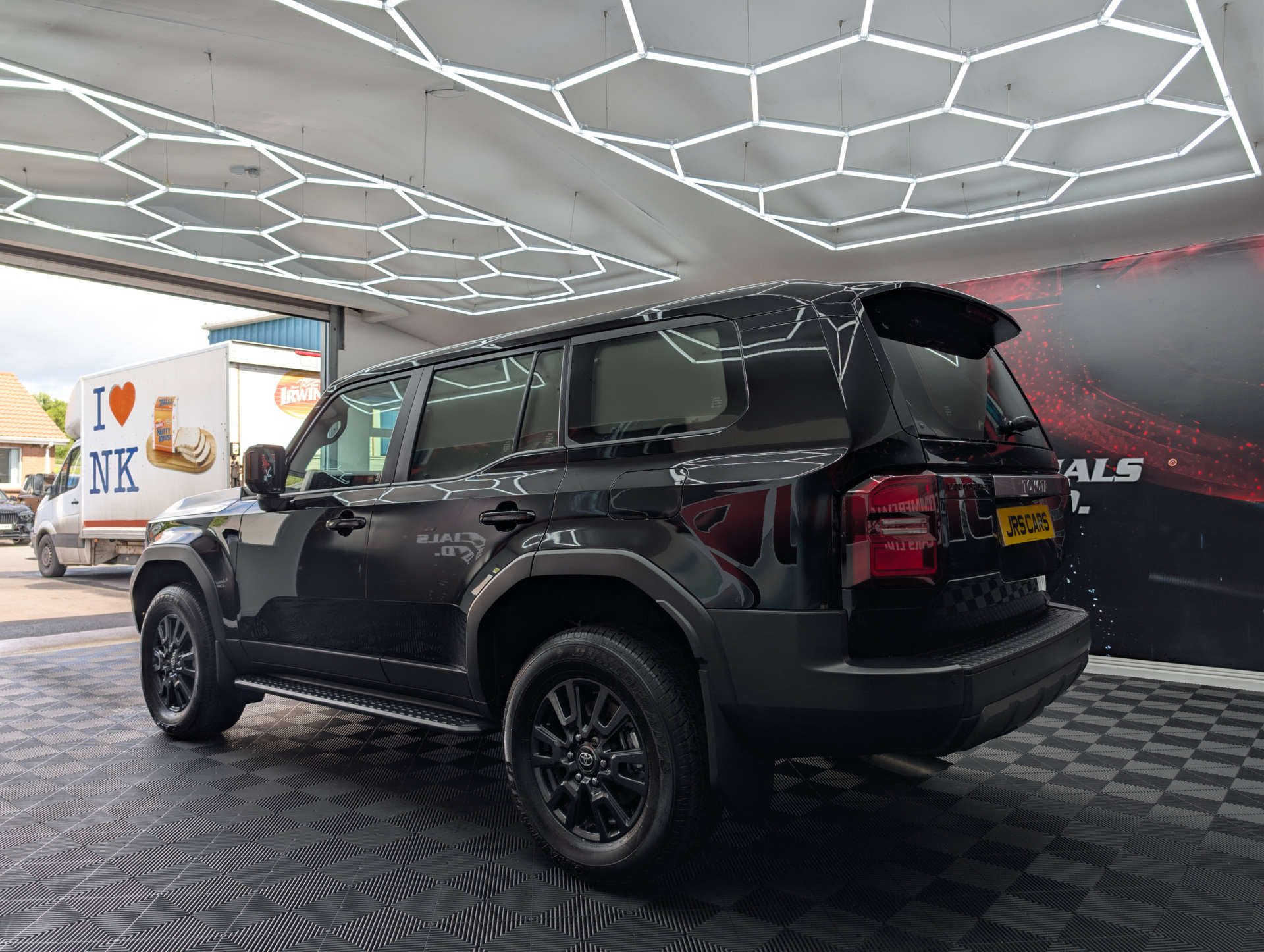 2026 TOYOTA LAND CRUISER 2.8 Land Cruiser Commercial Auto 4WD 5dr - vehicle photo 4 for sale on PureCar