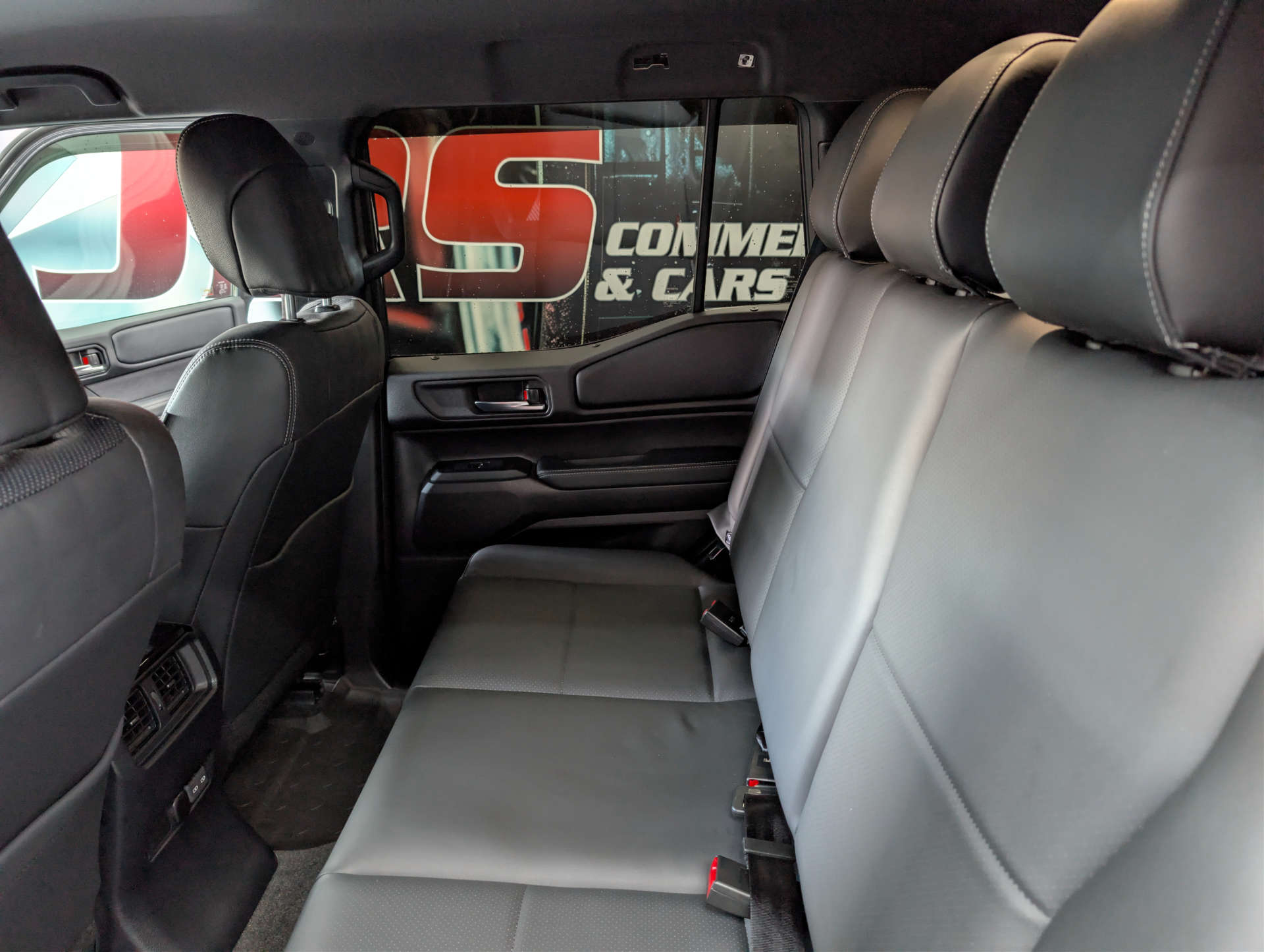 2025 TOYOTA LAND CRUISER 2.8 Land Cruiser Commercial Auto 4WD 5dr - vehicle photo 19 for sale on PureCar