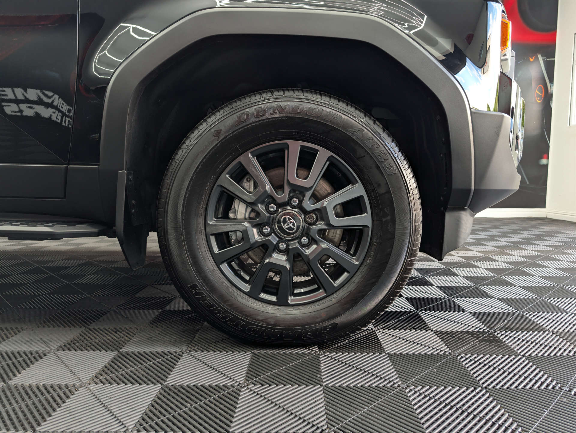 2026 TOYOTA LAND CRUISER 2.8 Land Cruiser Commercial Auto 4WD 5dr - vehicle photo 12 for sale on PureCar