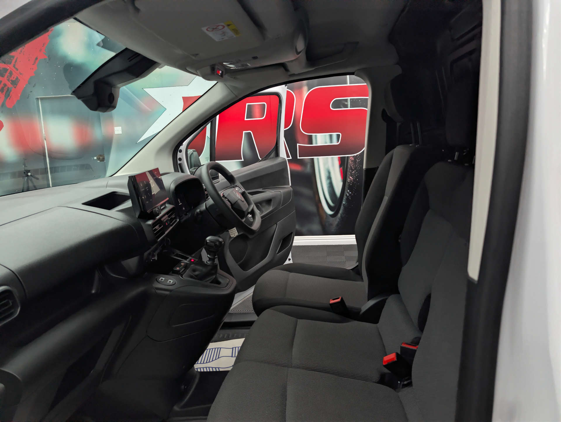 2025 CITROEN BERLINGO 1.5 Berlingo Enterprise BlueHDi S/S 5dr - vehicle photo 10 for sale on PureCar
