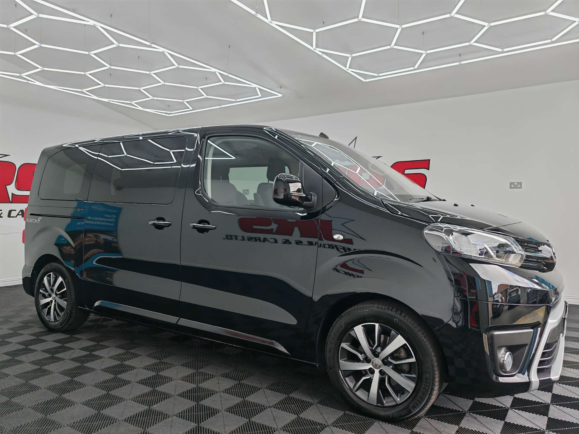 Main Car Image