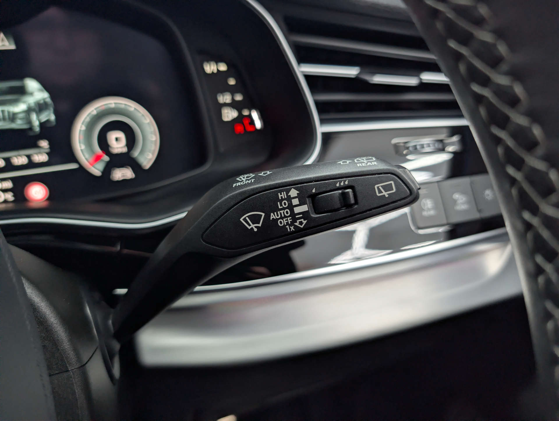 2023 AUDI Q7 S Line - vehicle photo 33 for sale on PureCar