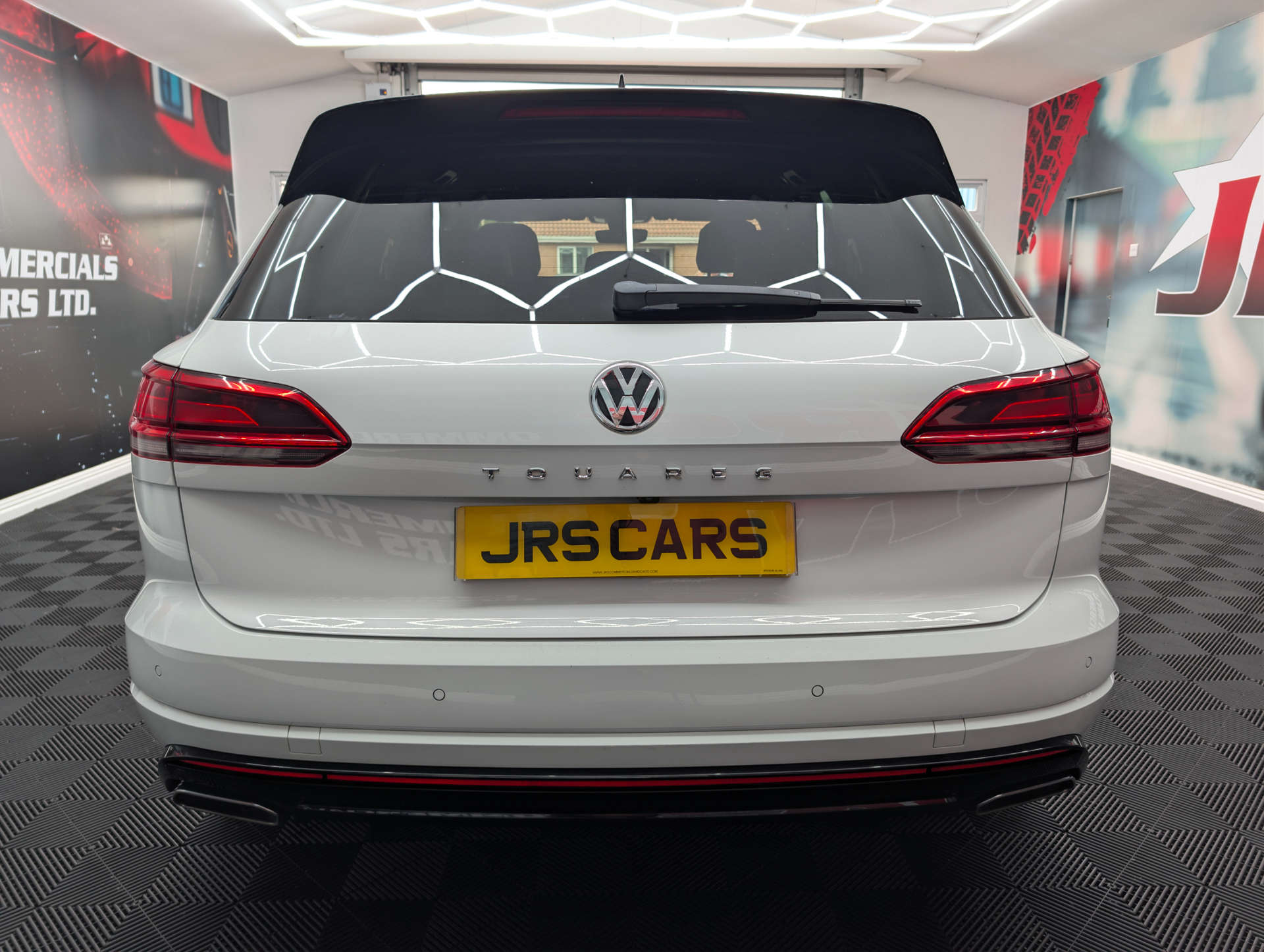 2019 VOLKSWAGEN TOUAREG 3.0 Touareg V6 R-Line TDI Auto 4WD 5dr - vehicle photo 5 for sale on PureCar
