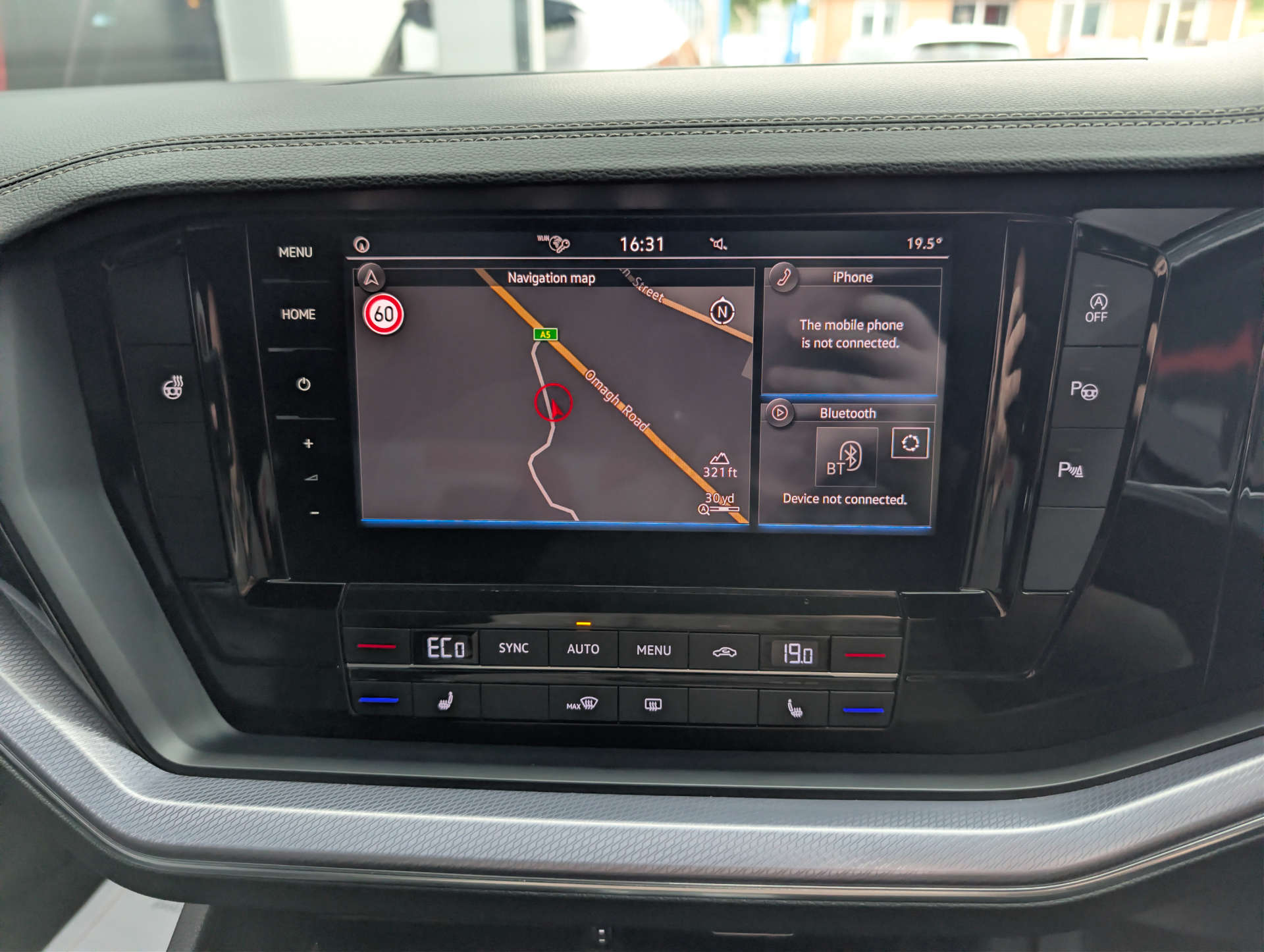 2019 VOLKSWAGEN TOUAREG 3.0 Touareg V6 R-Line TDI Auto 4WD 5dr - vehicle photo 32 for sale on PureCar