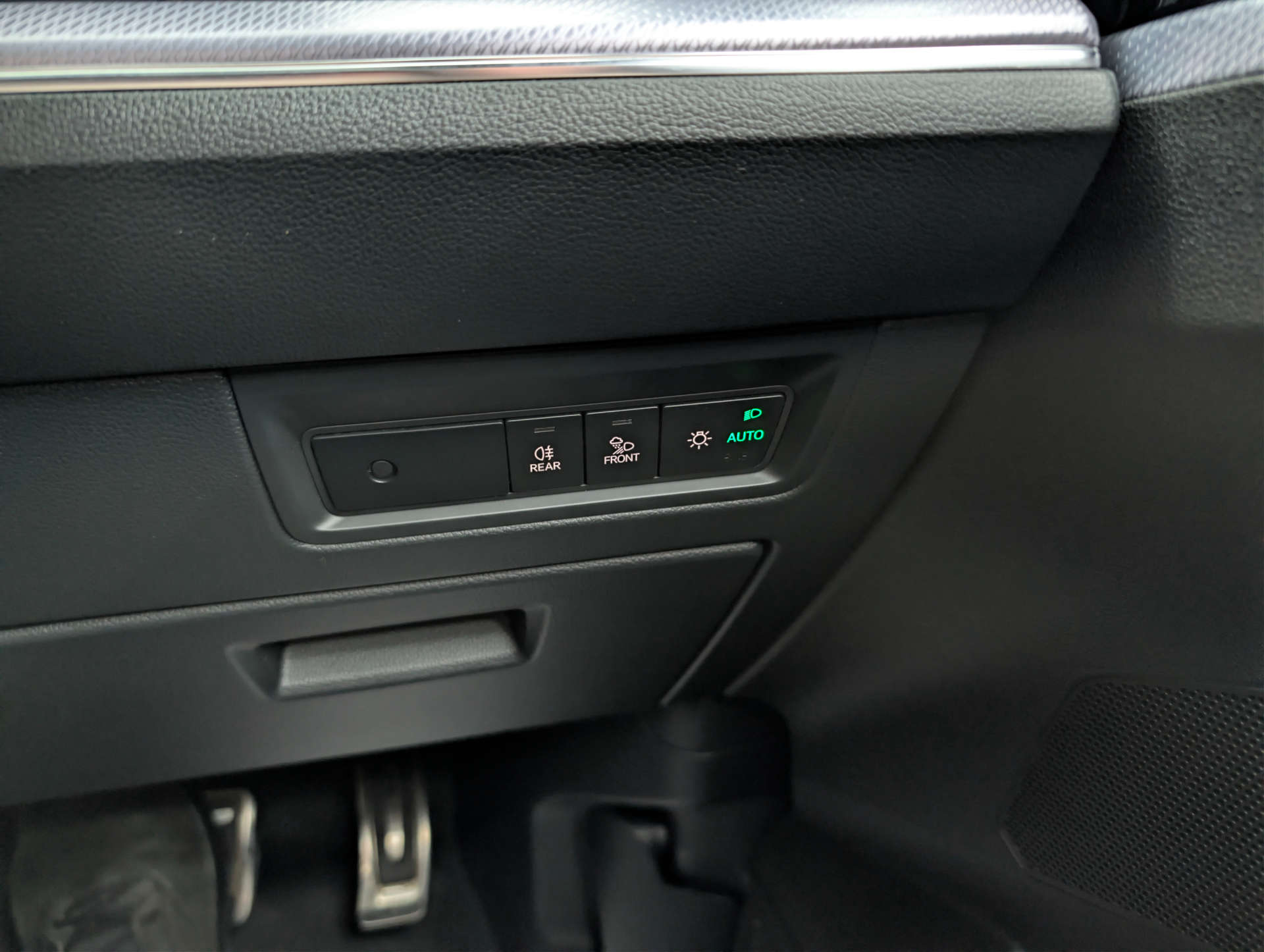 2019 VOLKSWAGEN TOUAREG 3.0 Touareg V6 R-Line TDI Auto 4WD 5dr - vehicle photo 38 for sale on PureCar