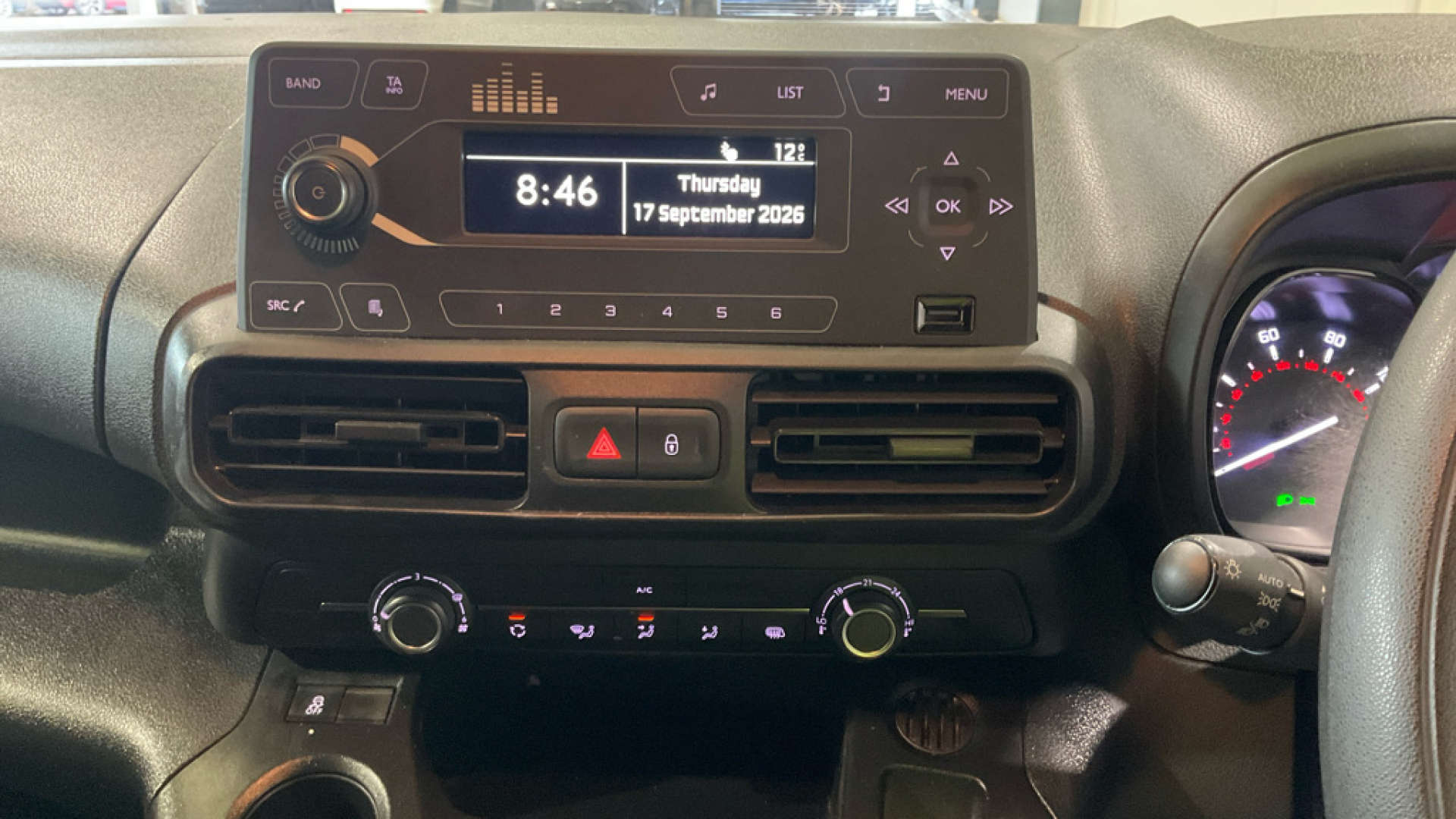 2021 TOYOTA PROACE CITY 1.5 Proace City Active - vehicle photo 6 for sale on PureCar