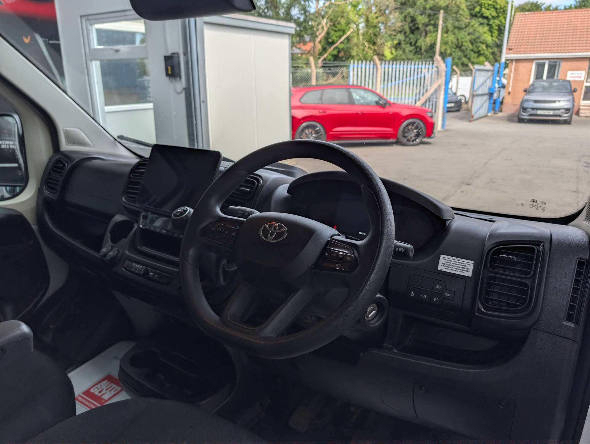 2025 TOYOTA PROACE MAX 2.2 Proace Max Icon - vehicle photo 10 for sale on PureCar