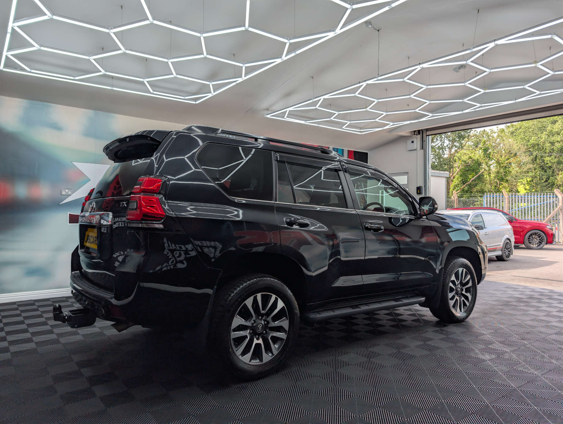 2025 TOYOTA LAND CRUISER Prado - vehicle photo 6 for sale on PureCar