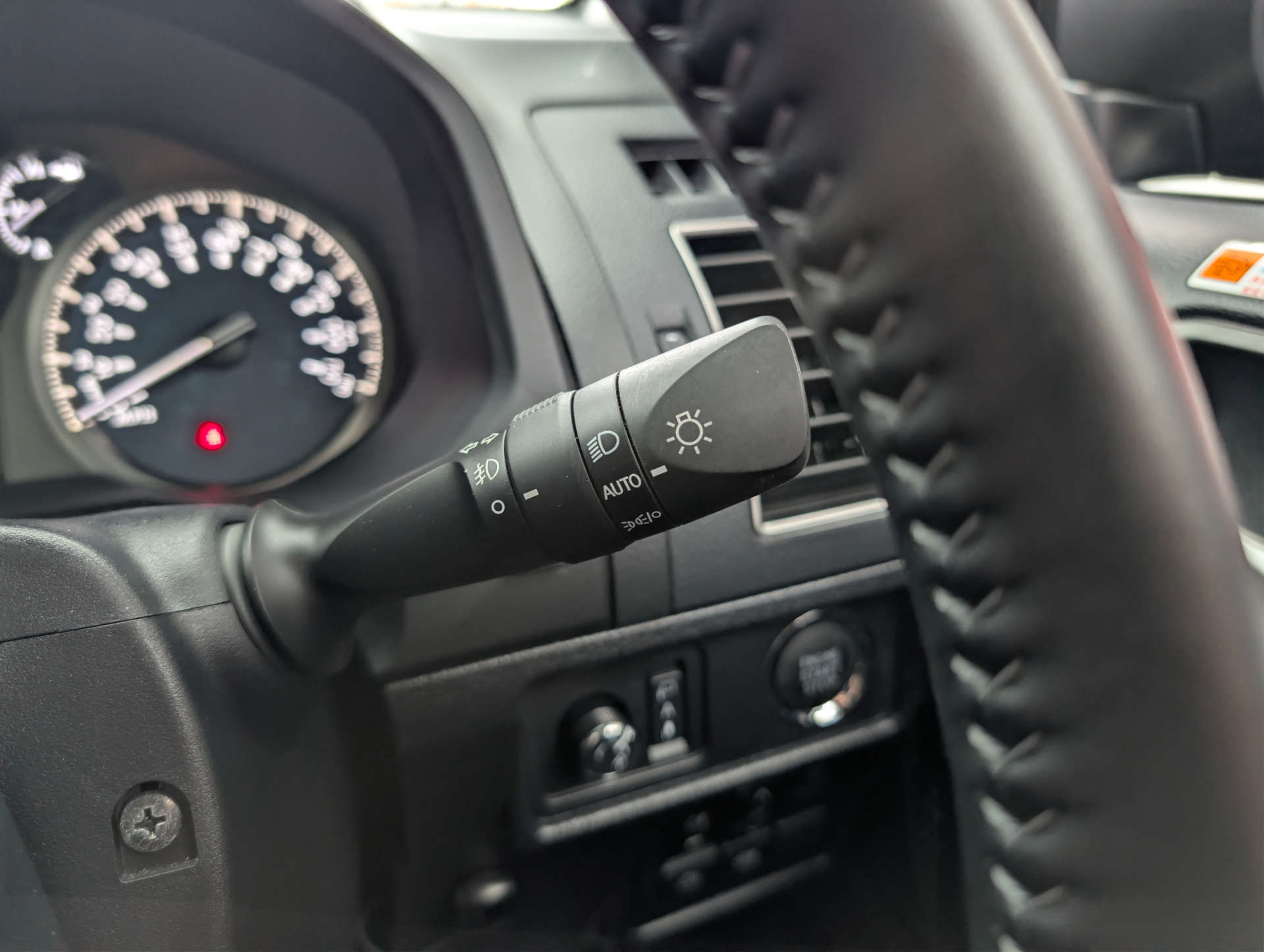 2025 TOYOTA LAND CRUISER Prado - vehicle photo 32 for sale on PureCar