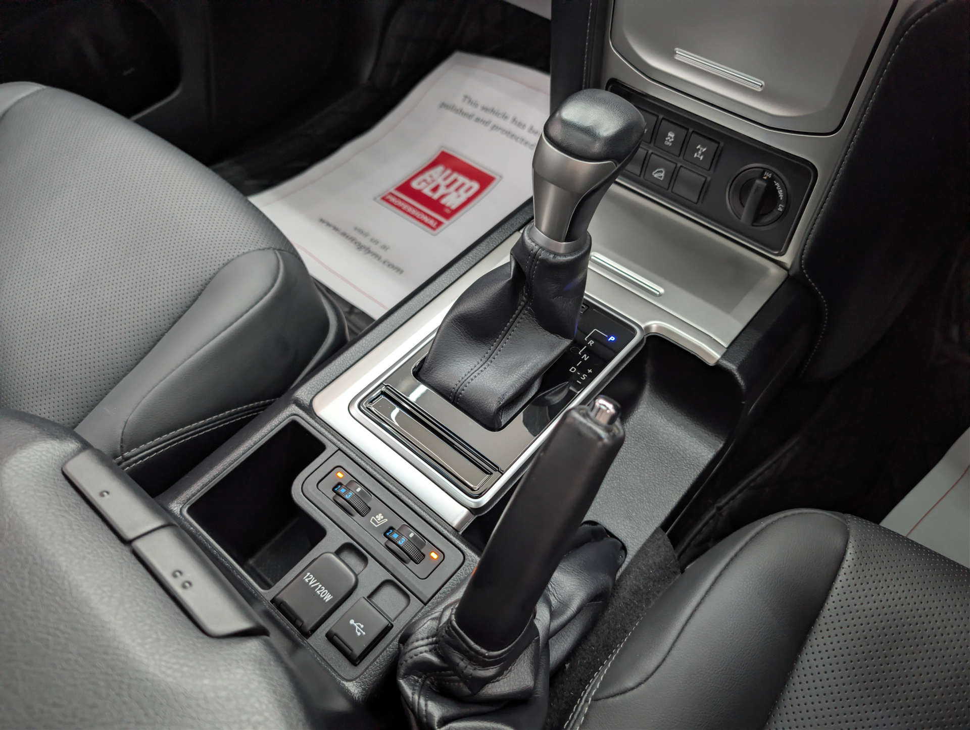 2025 TOYOTA LAND CRUISER Prado - vehicle photo 37 for sale on PureCar
