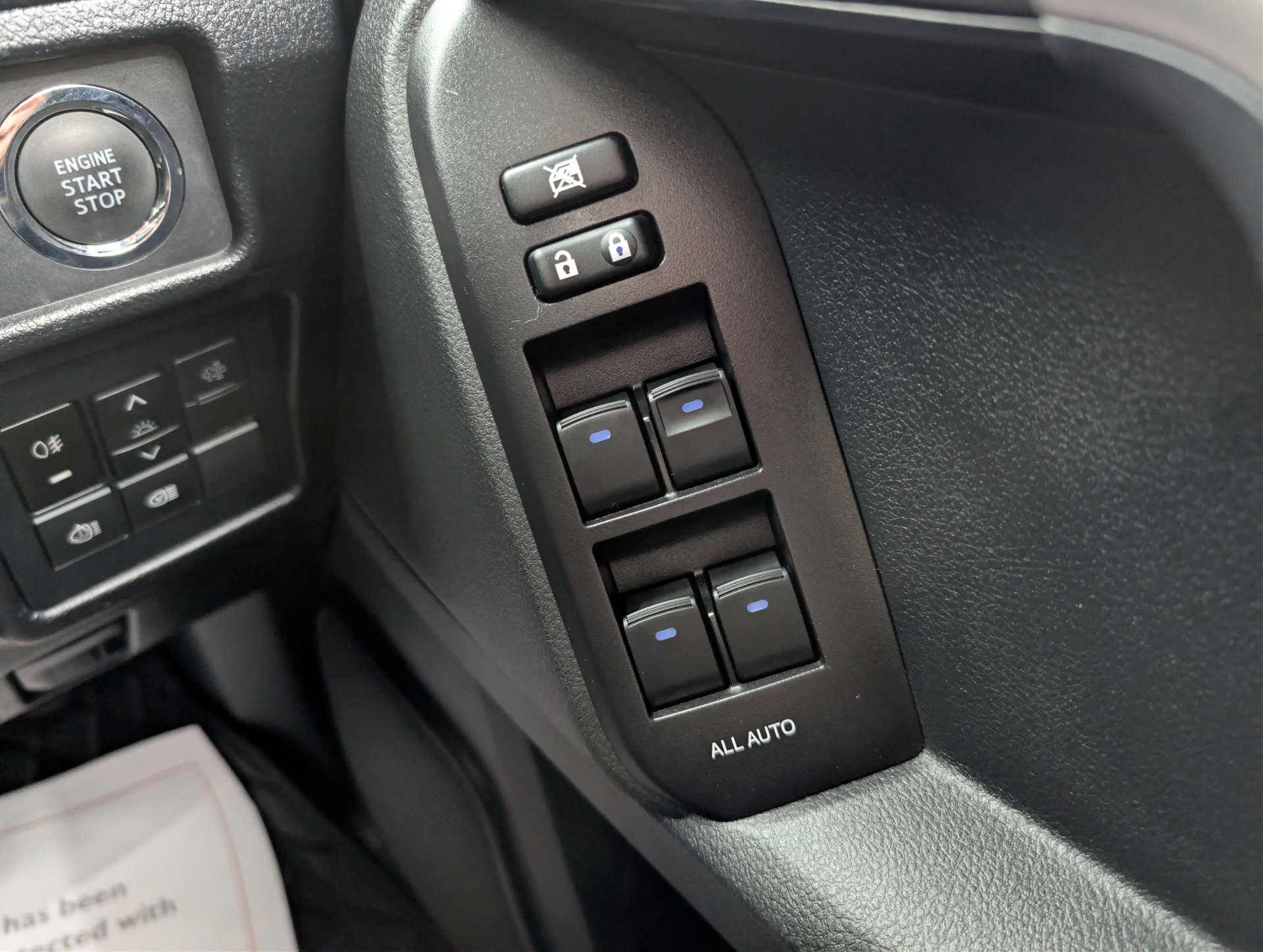 2025 TOYOTA LAND CRUISER Prado - vehicle photo 40 for sale on PureCar