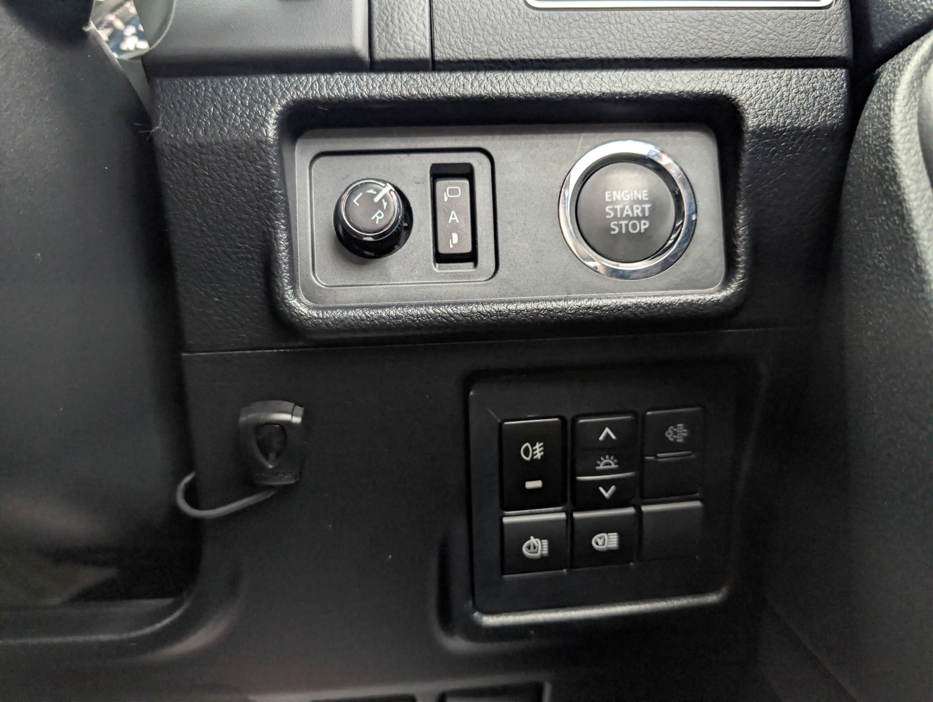 2025 TOYOTA LAND CRUISER Prado - vehicle photo 41 for sale on PureCar