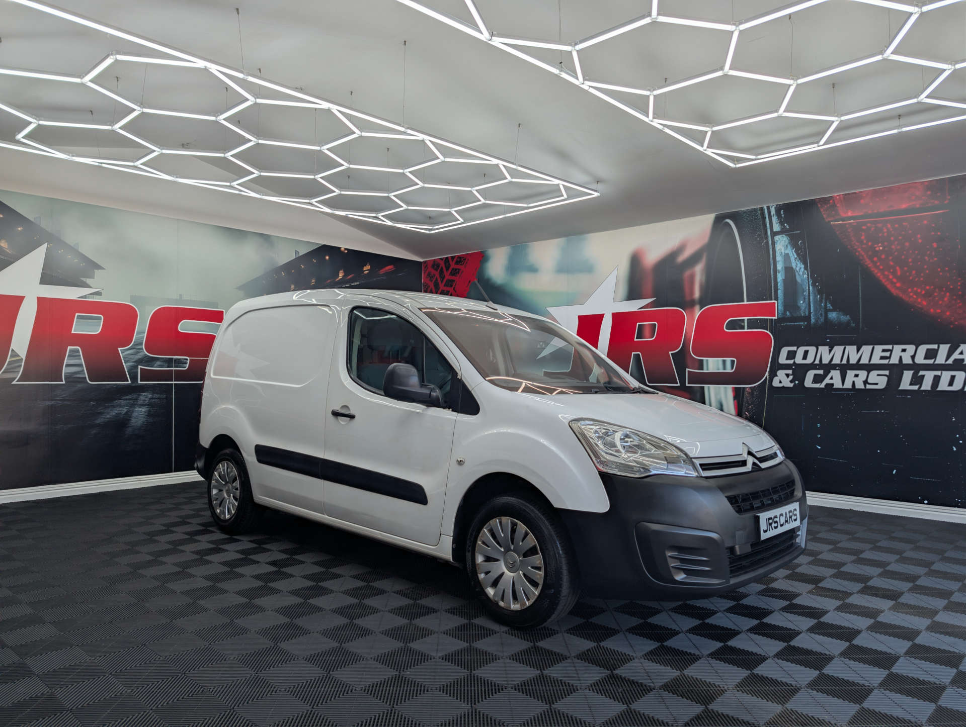 Main Car Image