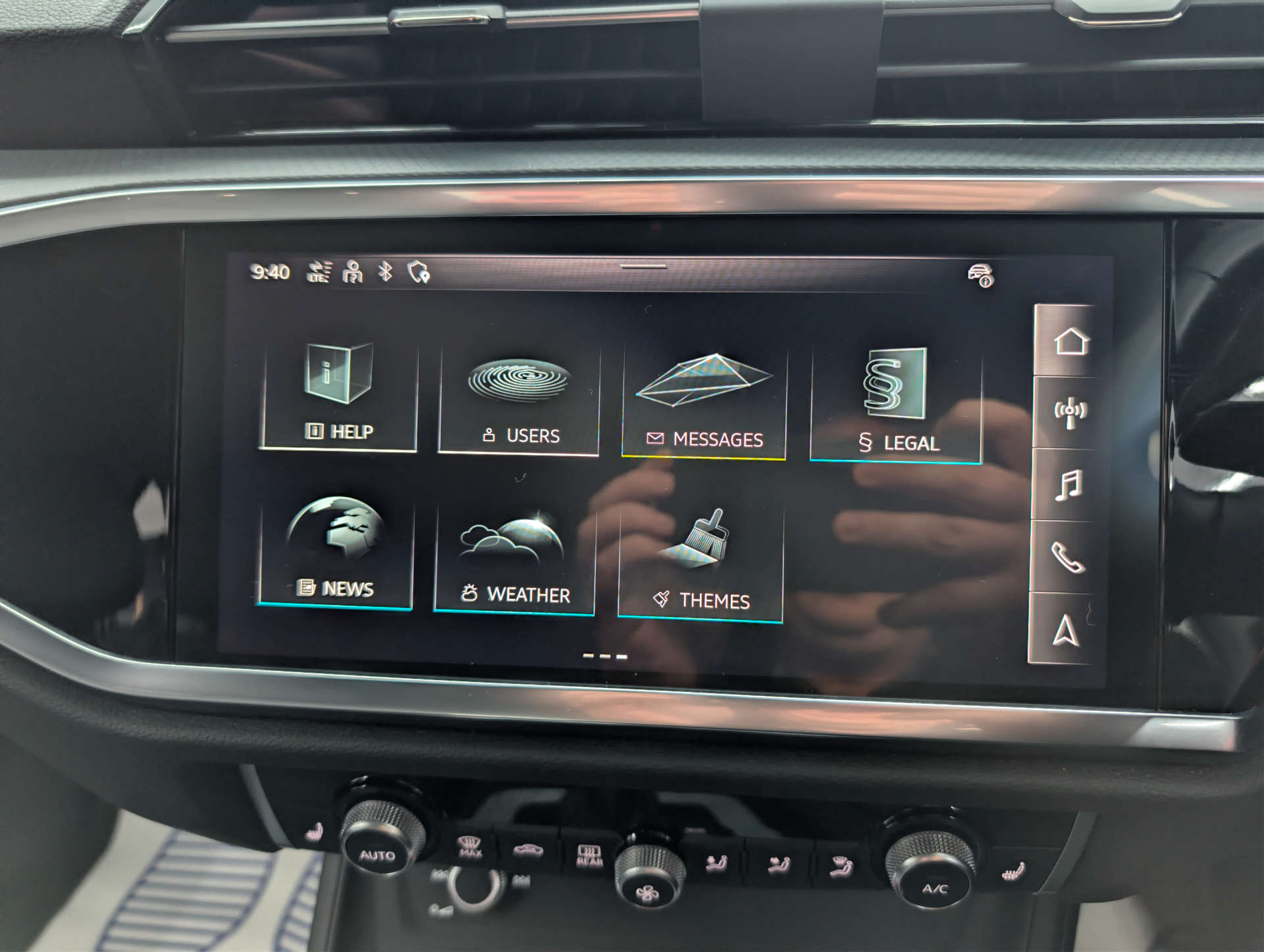 2023 AUDI Q3 Sport - vehicle photo 28 for sale on PureCar