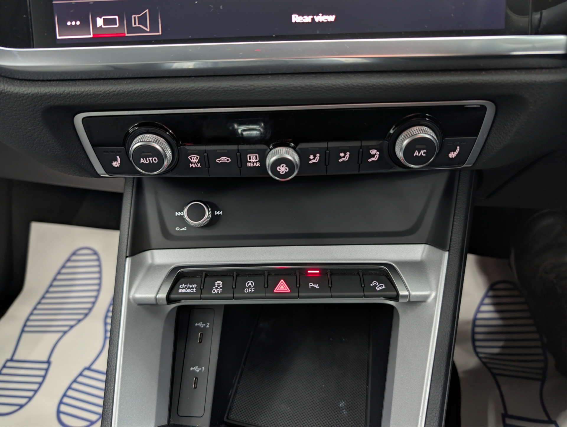 2023 AUDI Q3 Sport - vehicle photo 31 for sale on PureCar