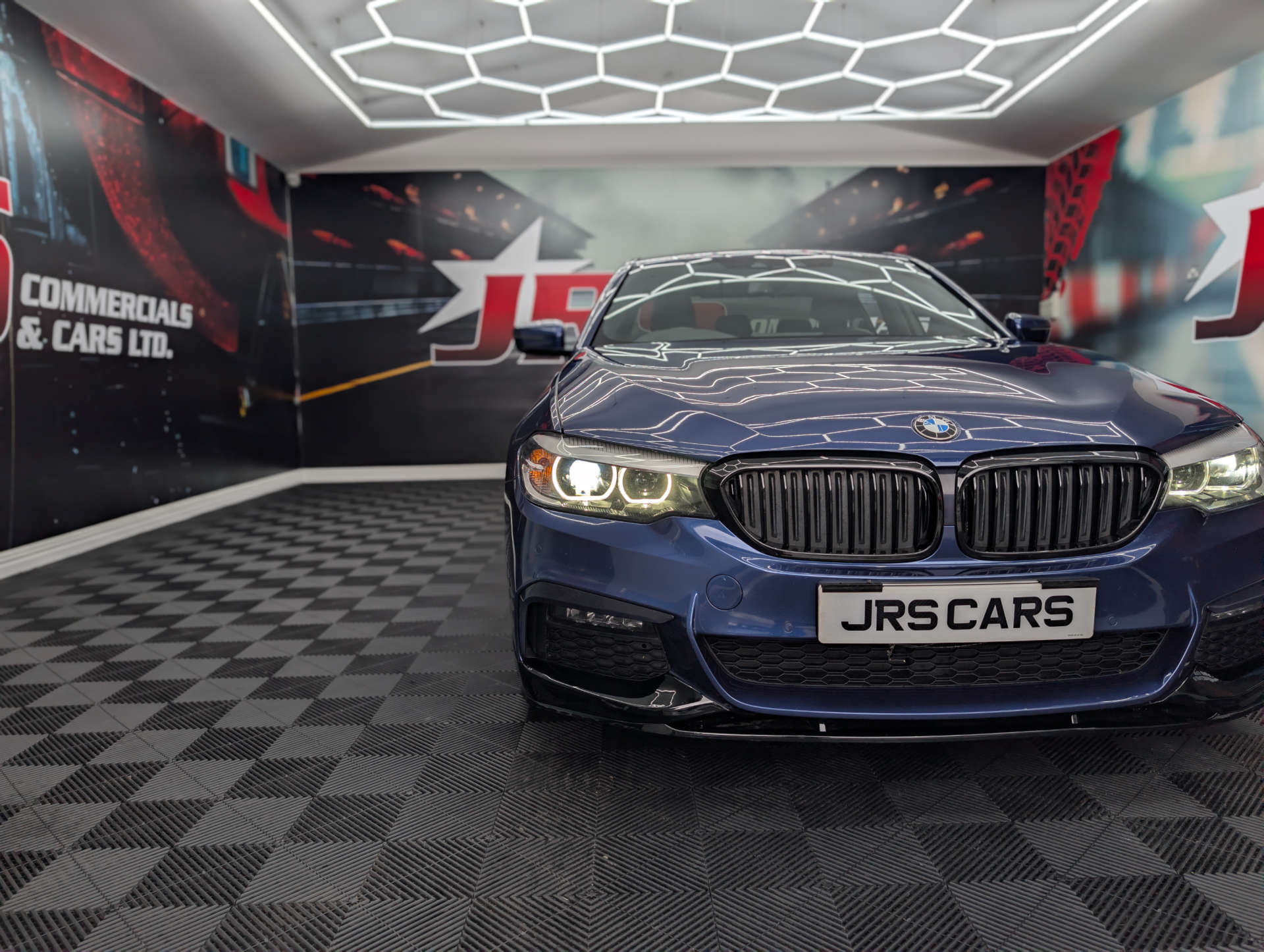 2020 BMW 5 SERIES 2.0 520d M Sport MHEV Auto 4dr - vehicle photo 7 for sale on PureCar