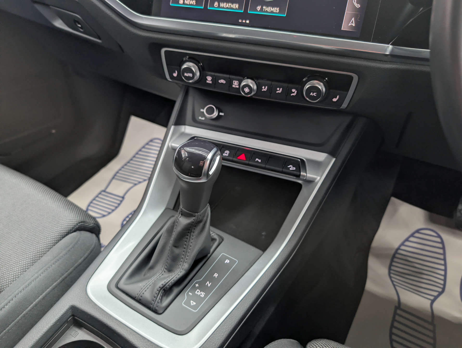 2023 AUDI Q3 Sport - vehicle photo 32 for sale on PureCar
