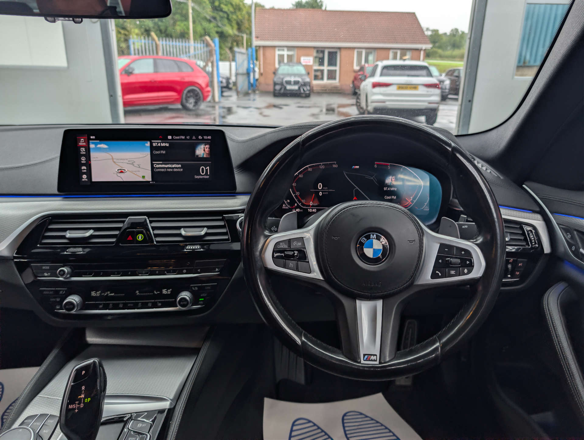 2020 BMW 5 SERIES 2.0 520d M Sport MHEV Auto 4dr - vehicle photo 24 for sale on PureCar