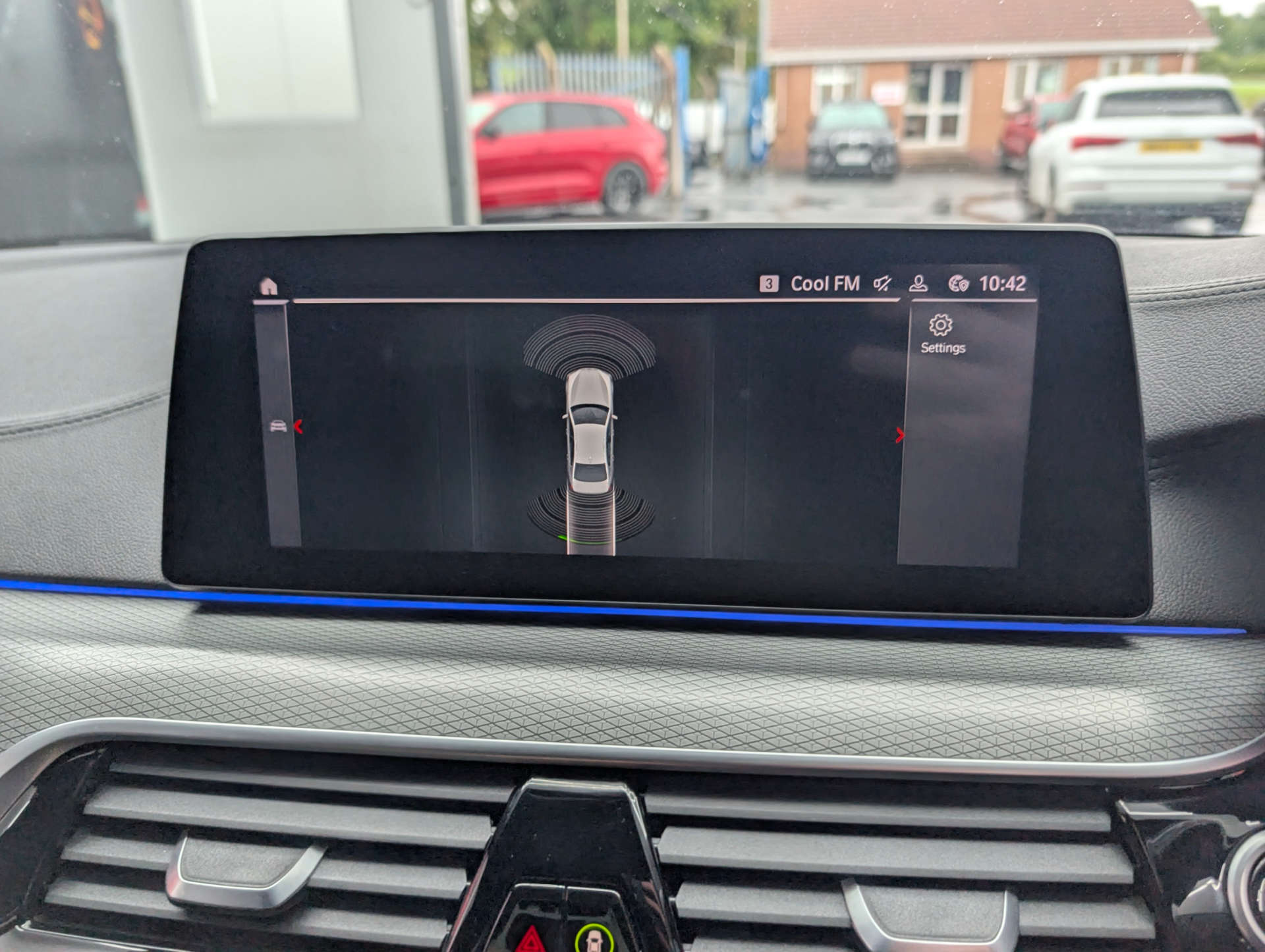2020 BMW 5 SERIES 2.0 520d M Sport MHEV Auto 4dr - vehicle photo 35 for sale on PureCar