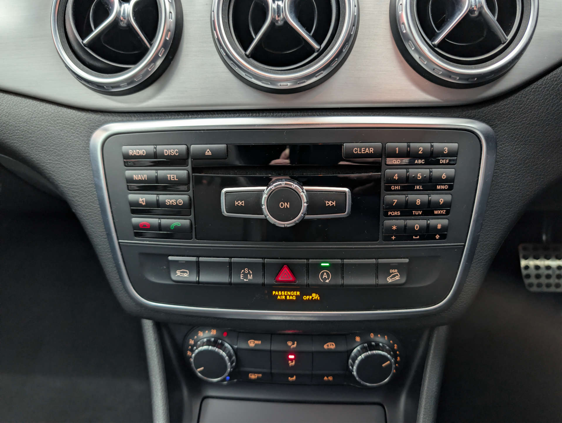 2015 MERCEDES GLA 2.1 GLA 220 AMG Line CDi 4Matic Auto 4WD 5dr - vehicle photo 34 for sale on PureCar