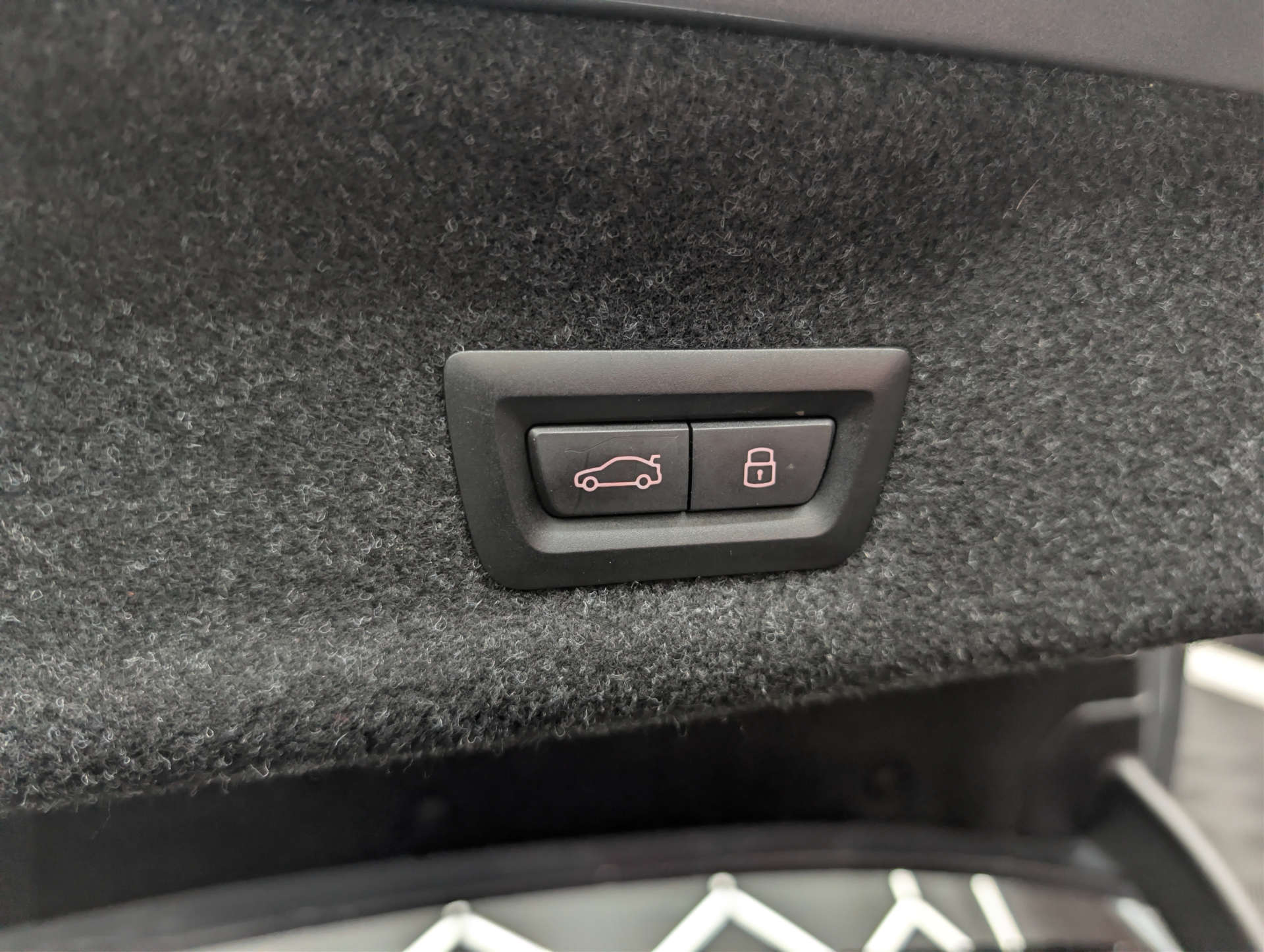 2024 BMW 3 SERIES 2.0 320i M Sport Auto 4dr - vehicle photo 45 for sale on PureCar