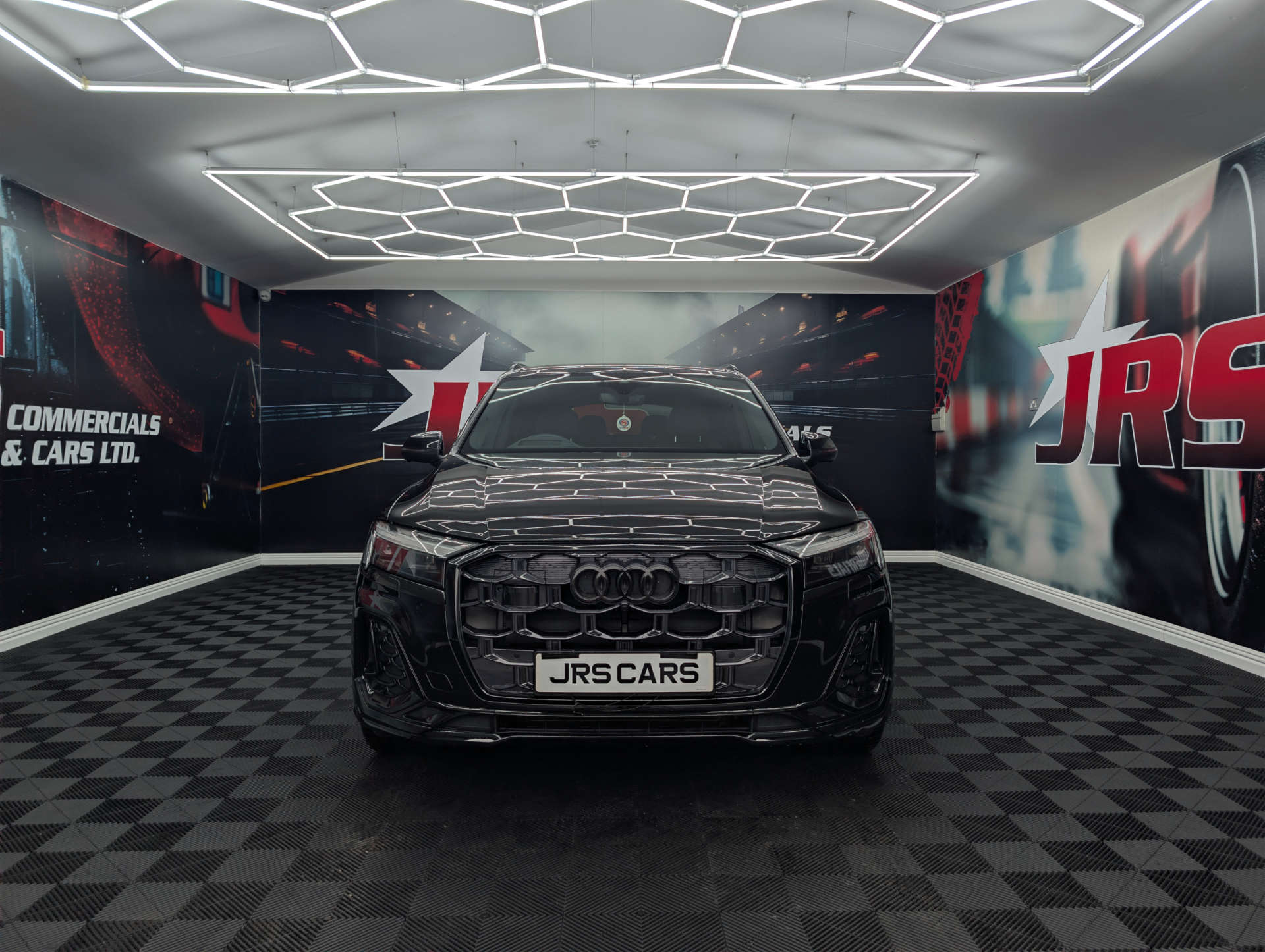 2024 AUDI Q7 S Line - vehicle photo 2 for sale on PureCar