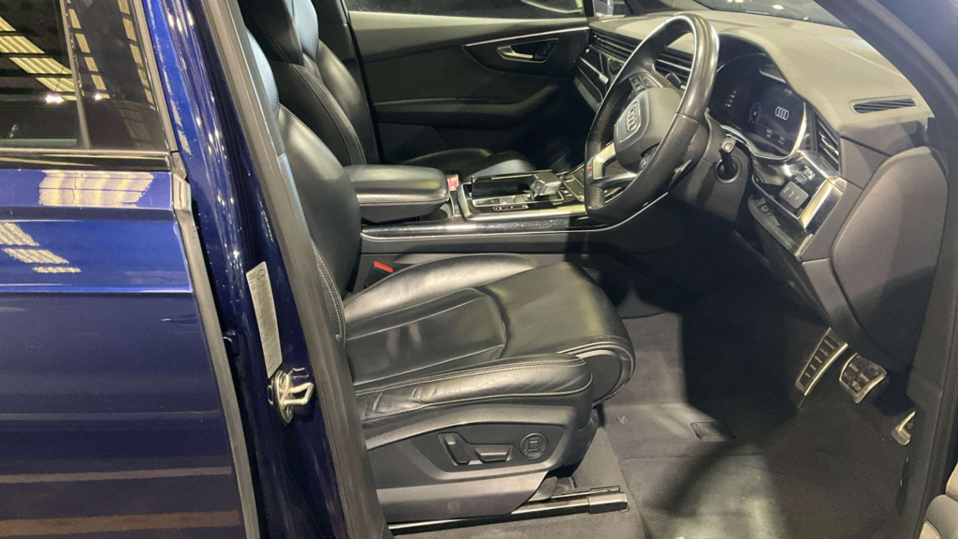 2019 AUDI Q7 3.0 Q7 Black Edition 50 TDI MHEV Quattro Auto 4WD 5dr - vehicle photo 5 for sale on PureCar