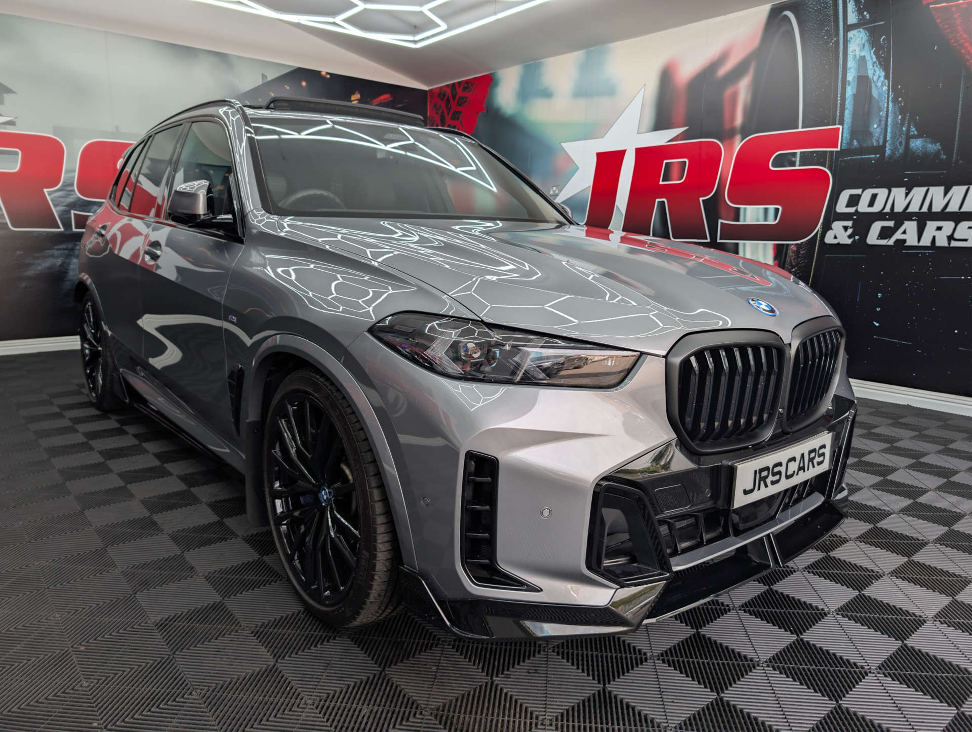 2025 BMW X5 3.0 X5 xDrive 50e M Sport Auto 4WD 5dr - vehicle photo 7 for sale on PureCar