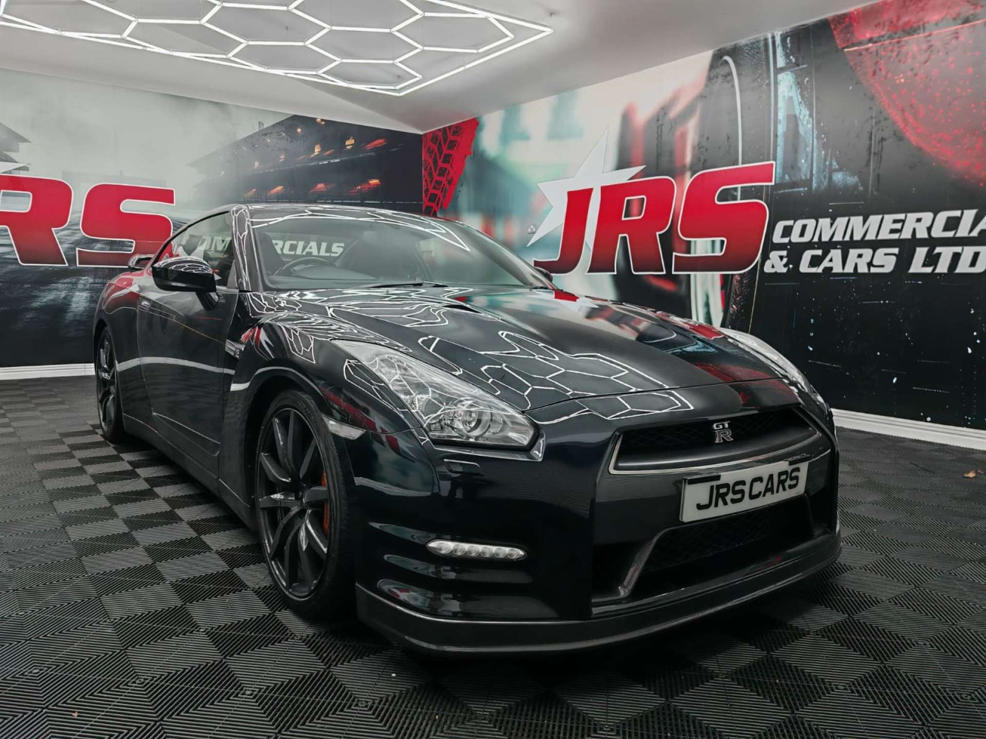 2013 NISSAN GT-R 3.8 GT-R Premium Edition Semi-Auto 4WD 2dr - vehicle photo 2 for sale on PureCar