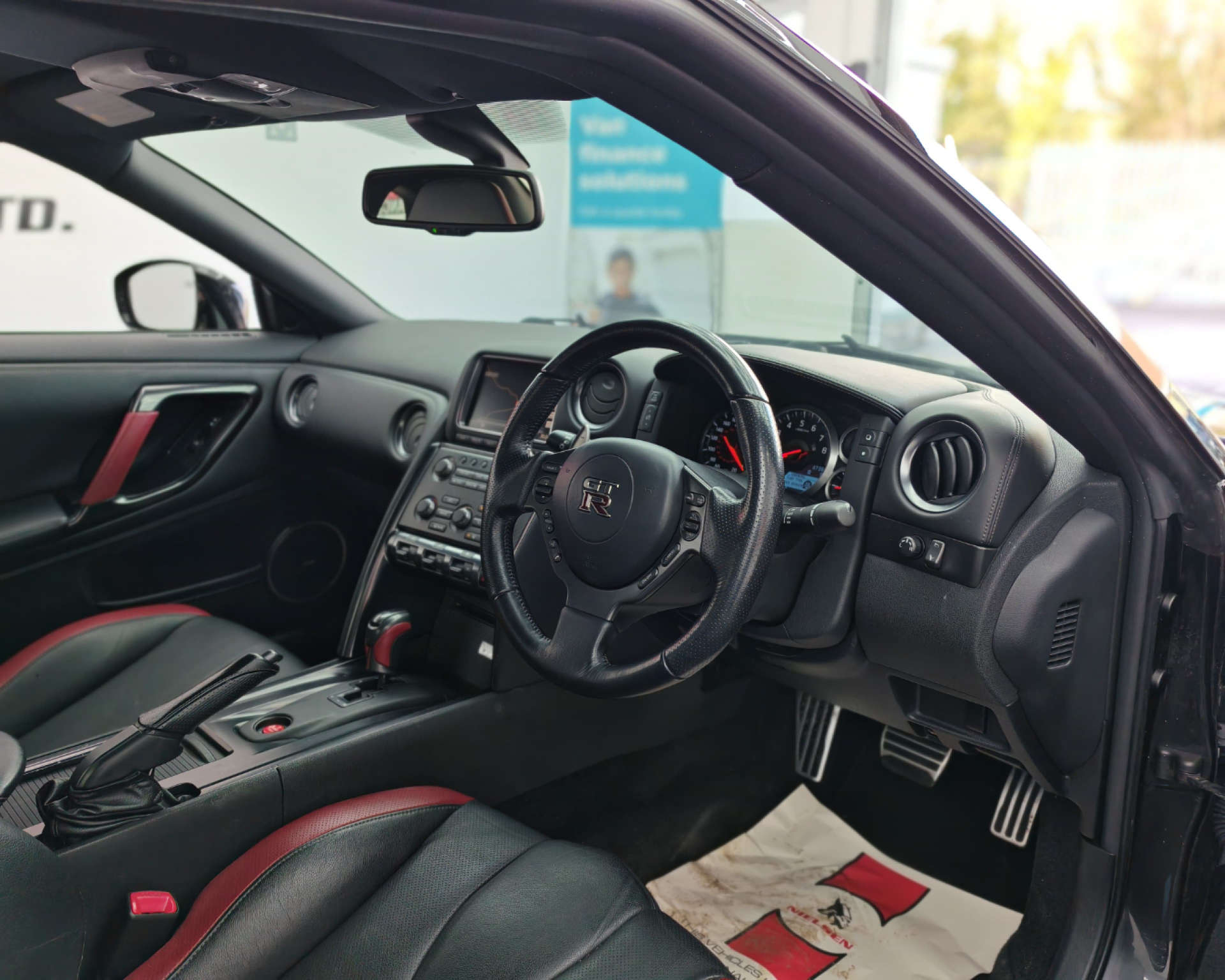 2013 NISSAN GT-R 3.8 GT-R Premium Edition Semi-Auto 4WD 2dr - vehicle photo 9 for sale on PureCar