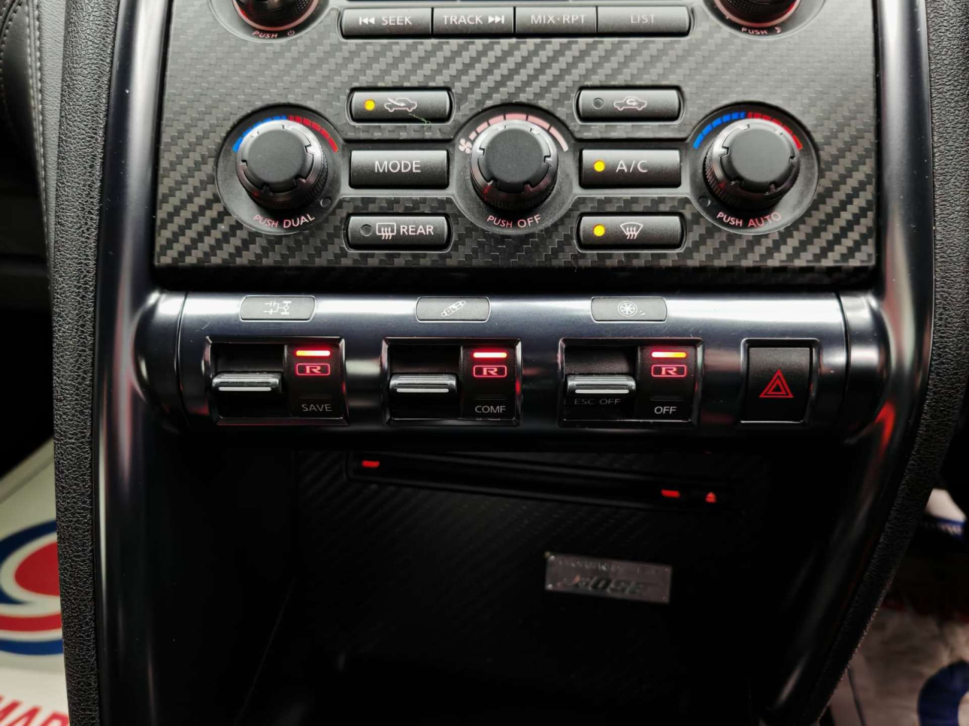 2013 NISSAN GT-R 3.8 GT-R Premium Edition Semi-Auto 4WD 2dr - vehicle photo 11 for sale on PureCar