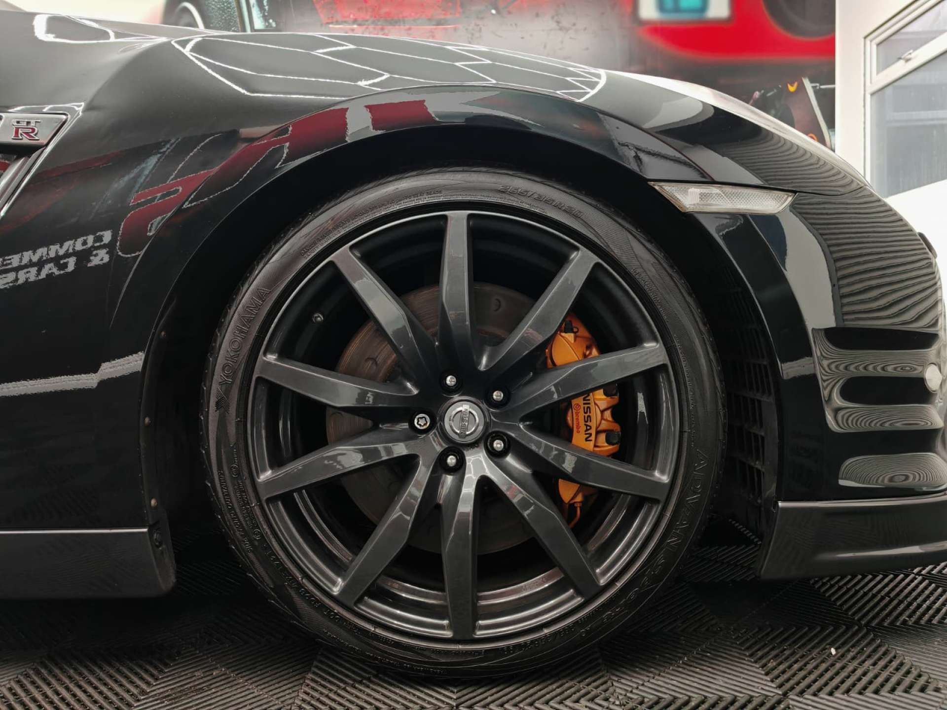 2013 NISSAN GT-R 3.8 GT-R Premium Edition Semi-Auto 4WD 2dr - vehicle photo 22 for sale on PureCar