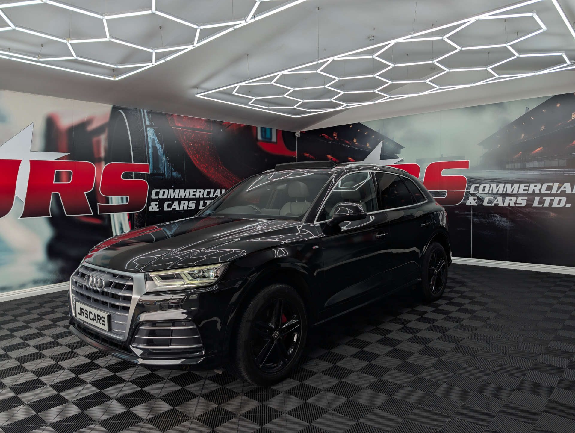 2018 AUDI Q5 S Line - vehicle photo 3 for sale on PureCar