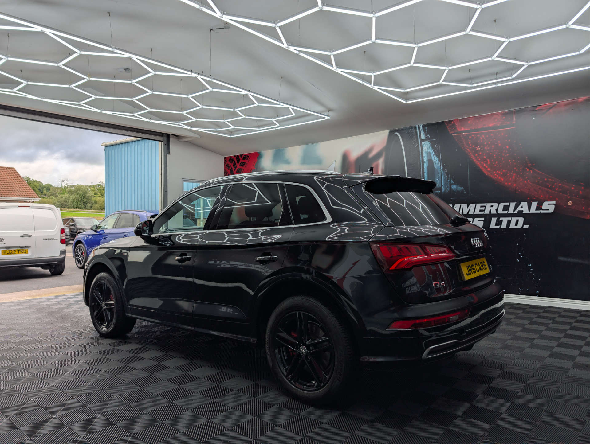 2018 AUDI Q5 S Line - vehicle photo 4 for sale on PureCar