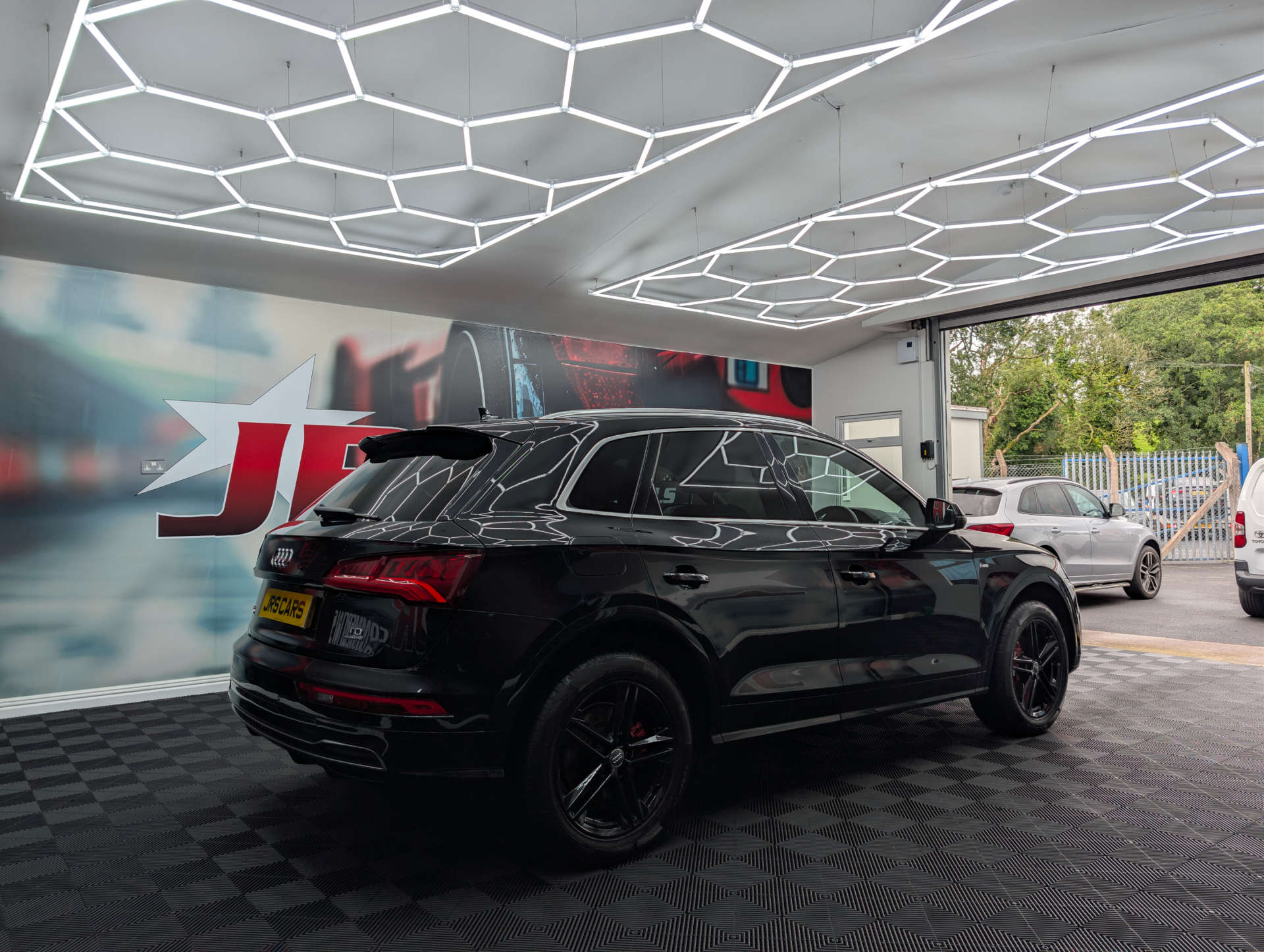 2018 AUDI Q5 S Line - vehicle photo 5 for sale on PureCar