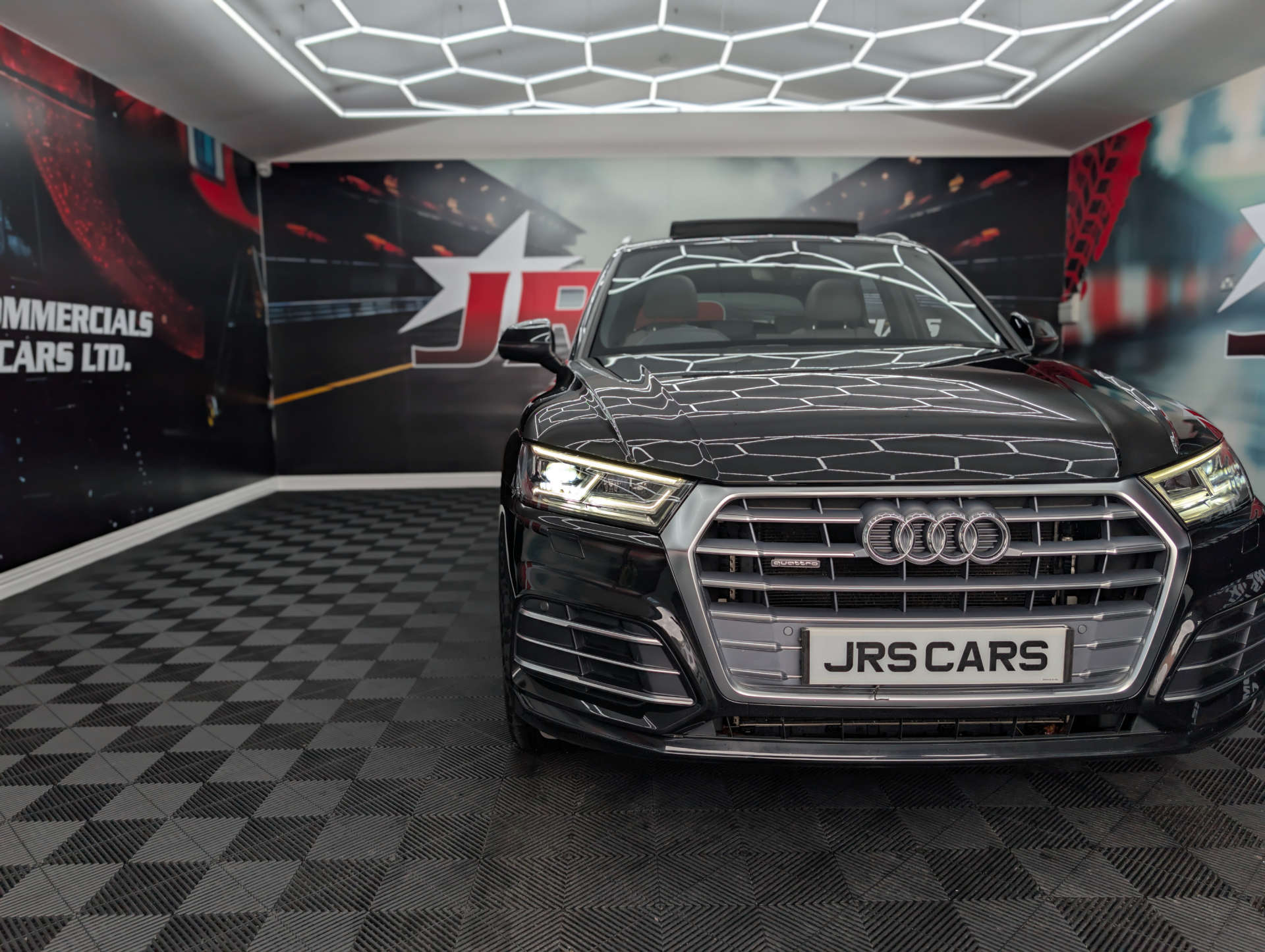 2018 AUDI Q5 S Line - vehicle photo 10 for sale on PureCar