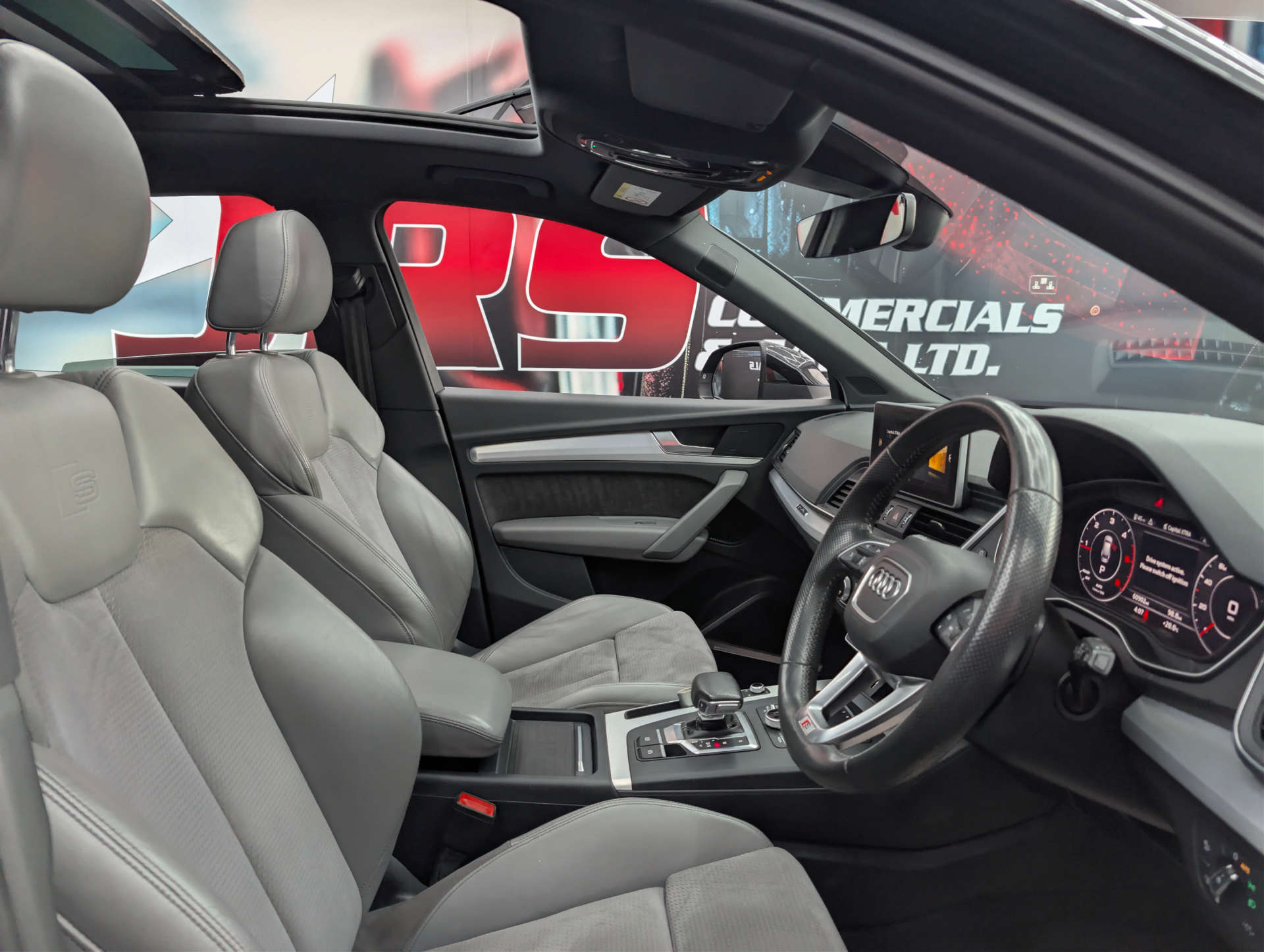 2018 AUDI Q5 S Line - vehicle photo 12 for sale on PureCar