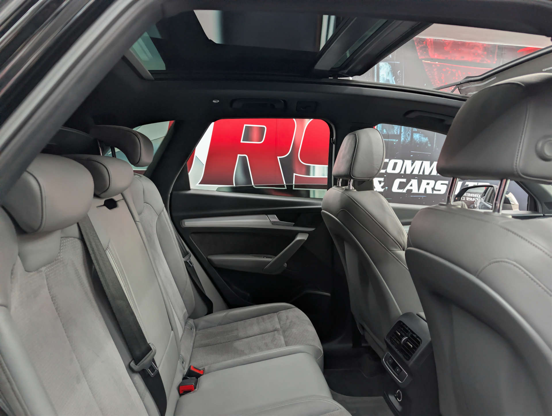 2018 AUDI Q5 S Line - vehicle photo 14 for sale on PureCar