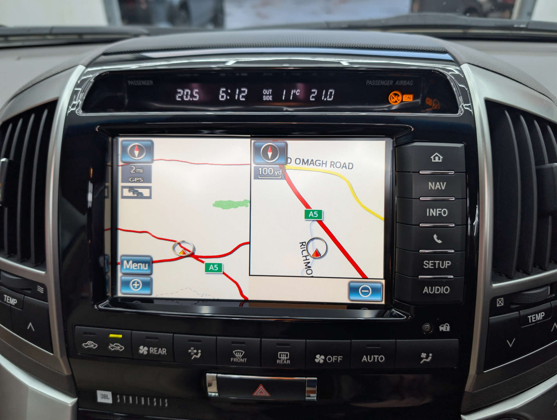 2015 TOYOTA LAND CRUISER V8 4.5 Land Cruiser V8 D-4D Auto 4WD 5dr - vehicle photo 35 for sale on PureCar